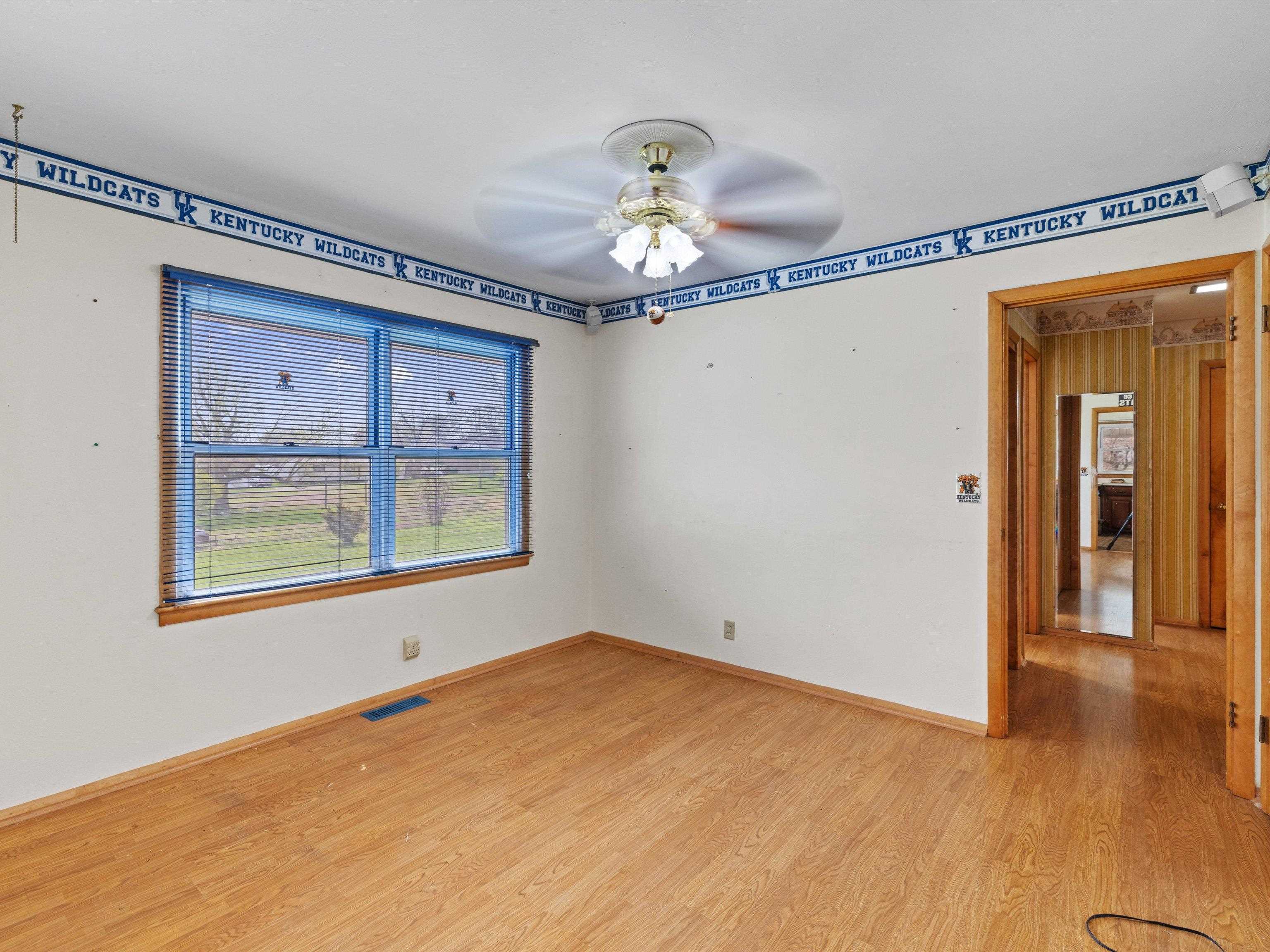 1010 White Avenue, Hartford, Kentucky 42347-1625, 3 Bedrooms Bedrooms, ,2 BathroomsBathrooms,Single Family Residence,For Sale,White Avenue,94073