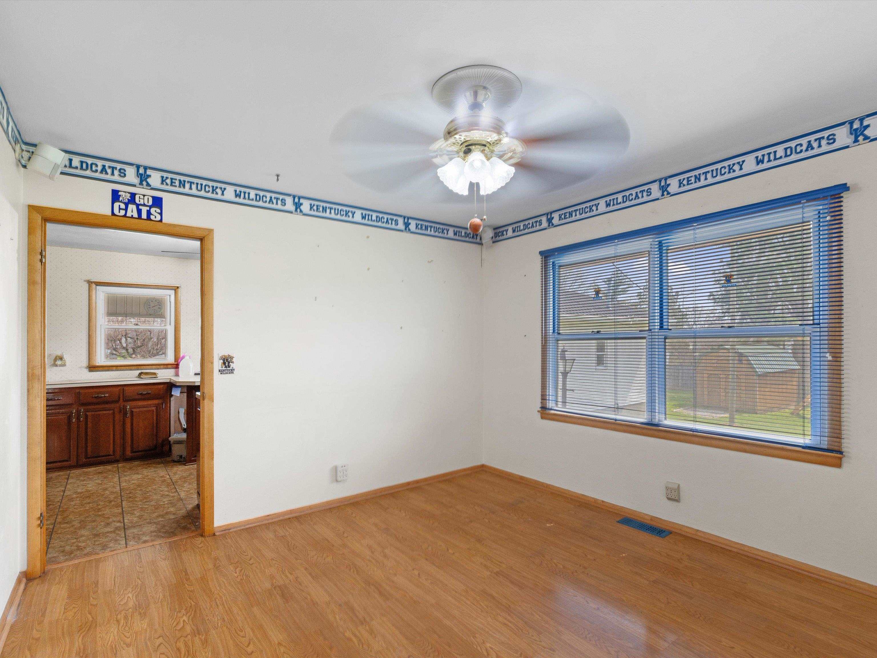 1010 White Avenue, Hartford, Kentucky 42347-1625, 3 Bedrooms Bedrooms, ,2 BathroomsBathrooms,Single Family Residence,For Sale,White Avenue,94073