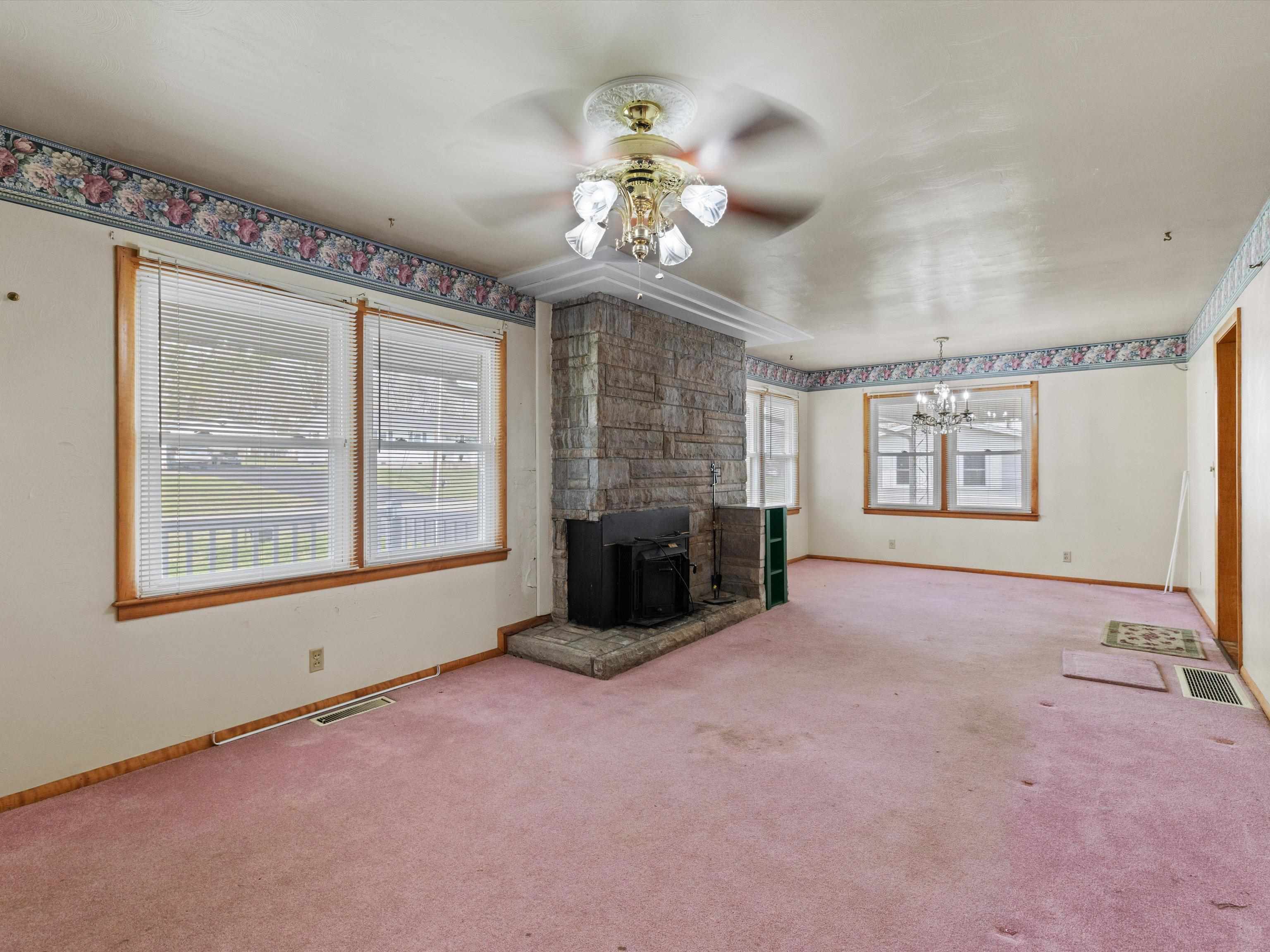 1010 White Avenue, Hartford, Kentucky 42347-1625, 3 Bedrooms Bedrooms, ,2 BathroomsBathrooms,Single Family Residence,For Sale,White Avenue,94073