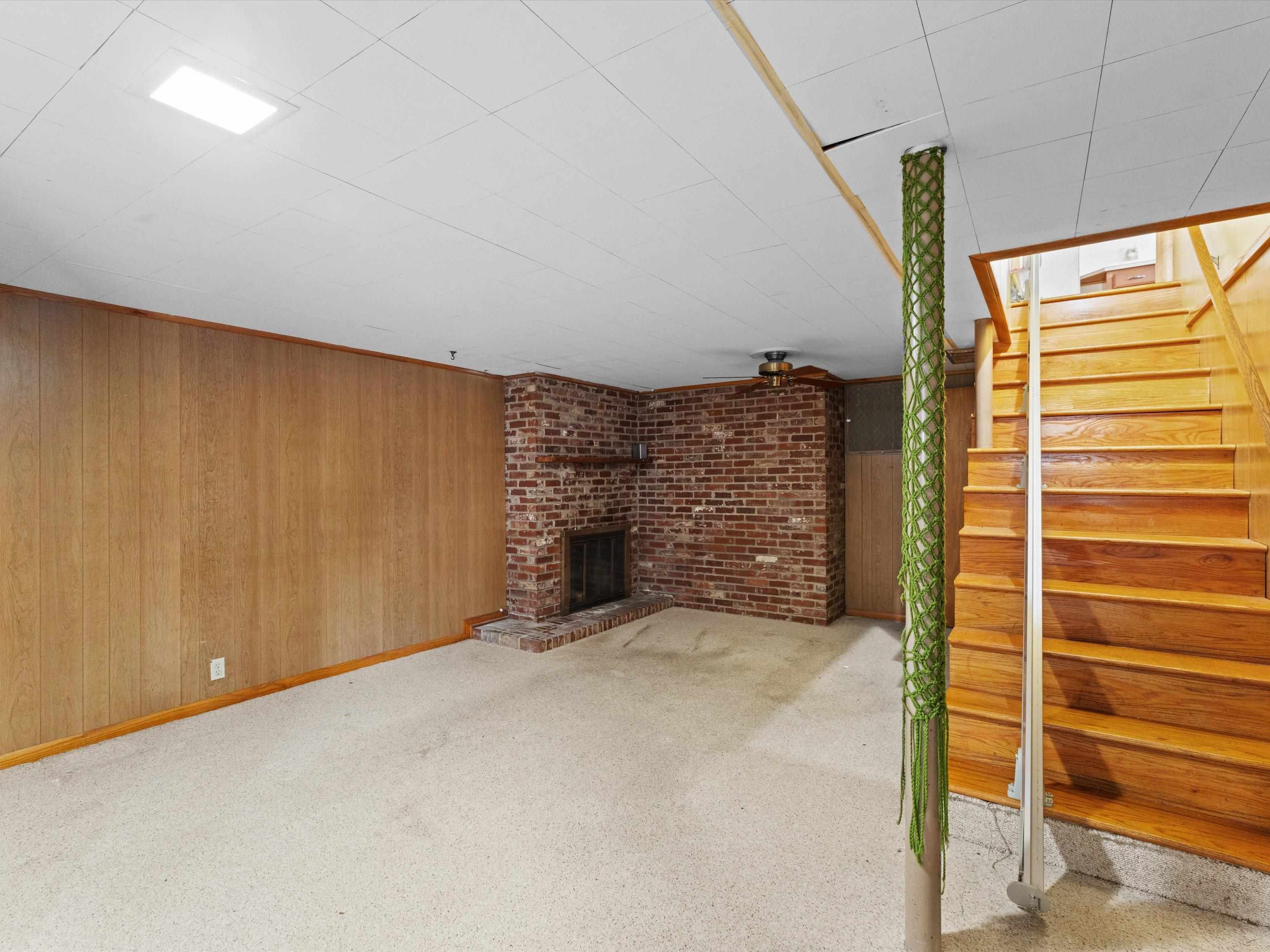 1010 White Avenue, Hartford, Kentucky 42347-1625, 3 Bedrooms Bedrooms, ,2 BathroomsBathrooms,Single Family Residence,For Sale,White Avenue,94073