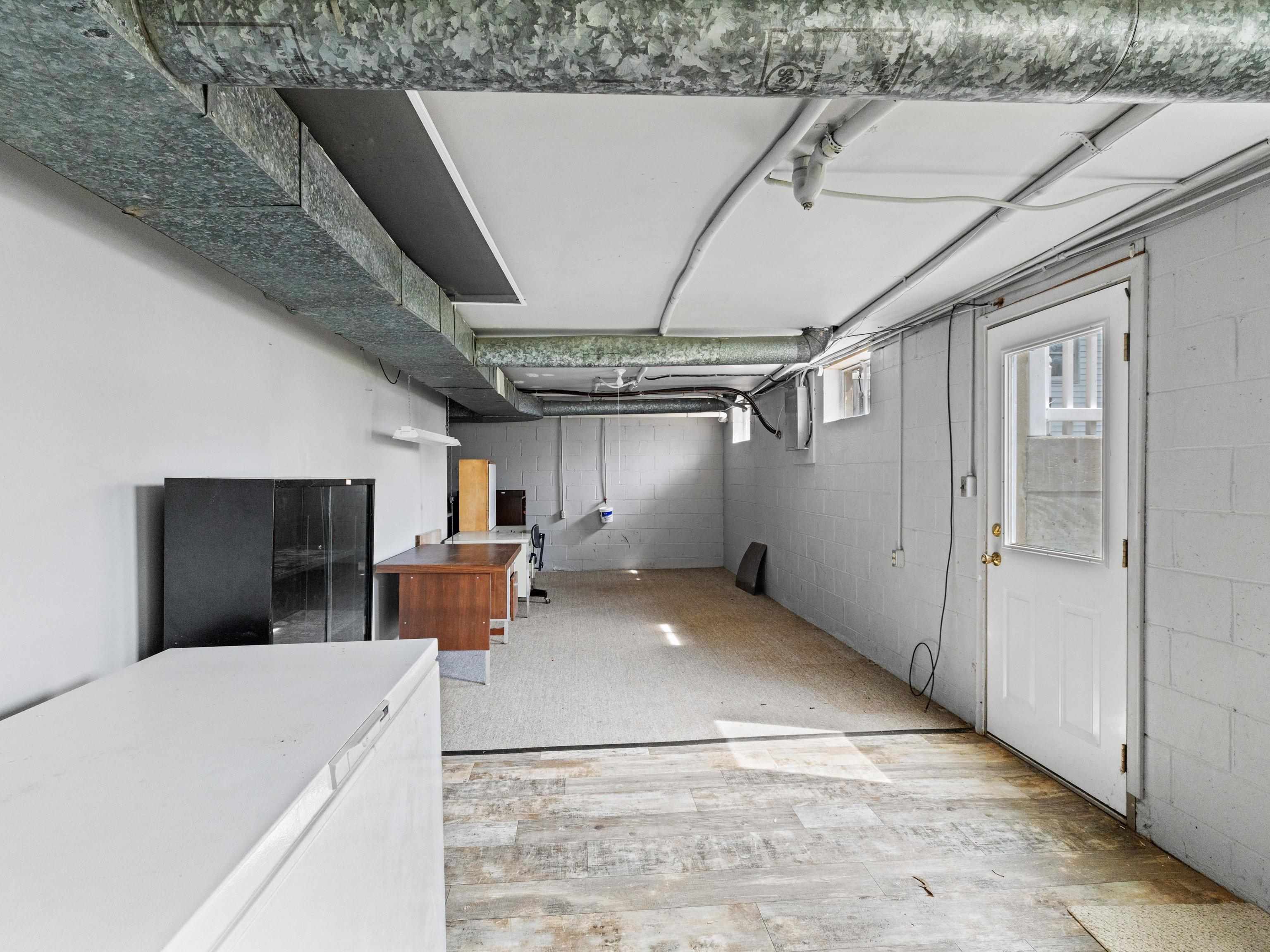 1010 White Avenue, Hartford, Kentucky 42347-1625, 3 Bedrooms Bedrooms, ,2 BathroomsBathrooms,Single Family Residence,For Sale,White Avenue,94073