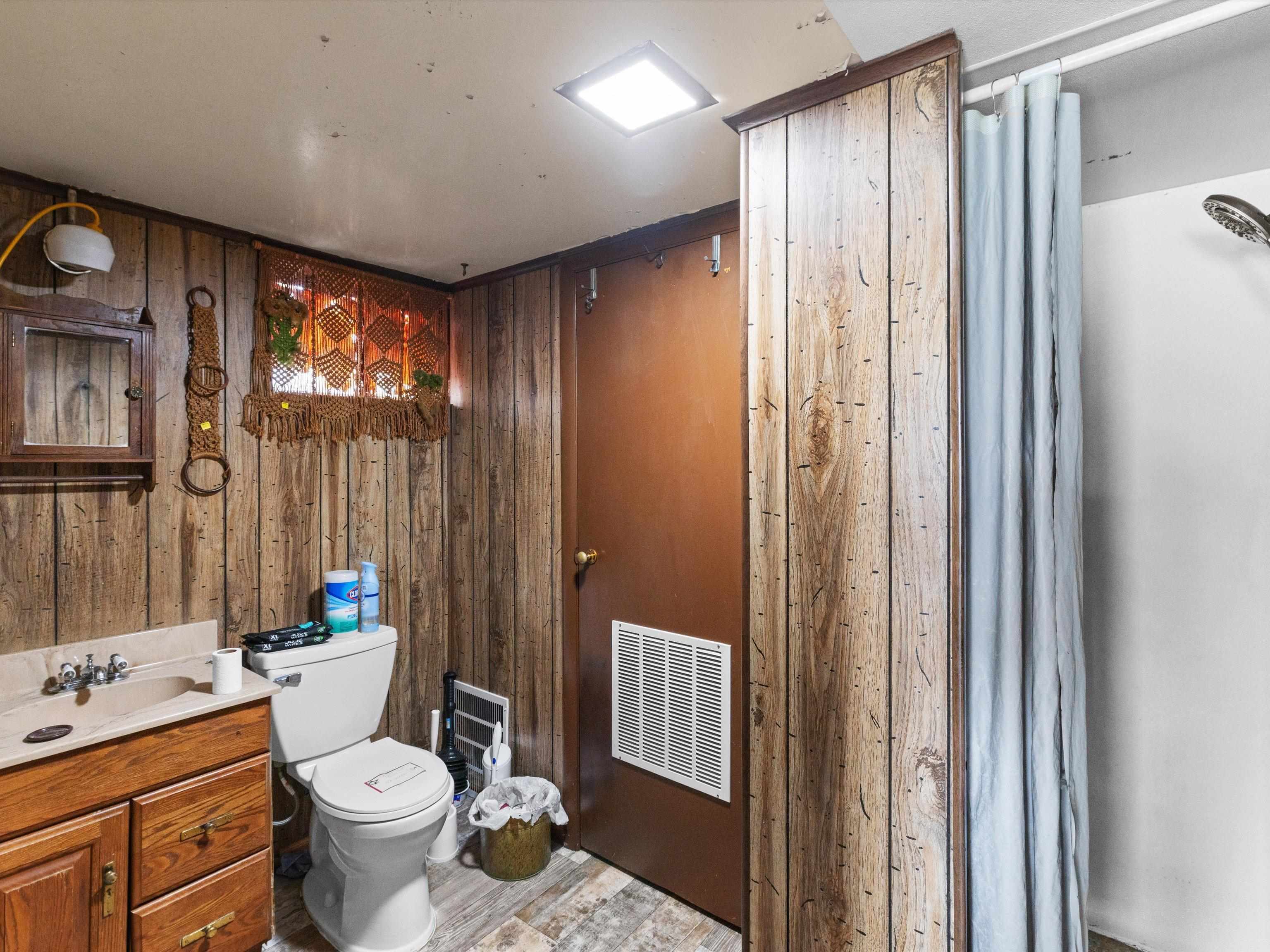 1010 White Avenue, Hartford, Kentucky 42347-1625, 3 Bedrooms Bedrooms, ,2 BathroomsBathrooms,Single Family Residence,For Sale,White Avenue,94073