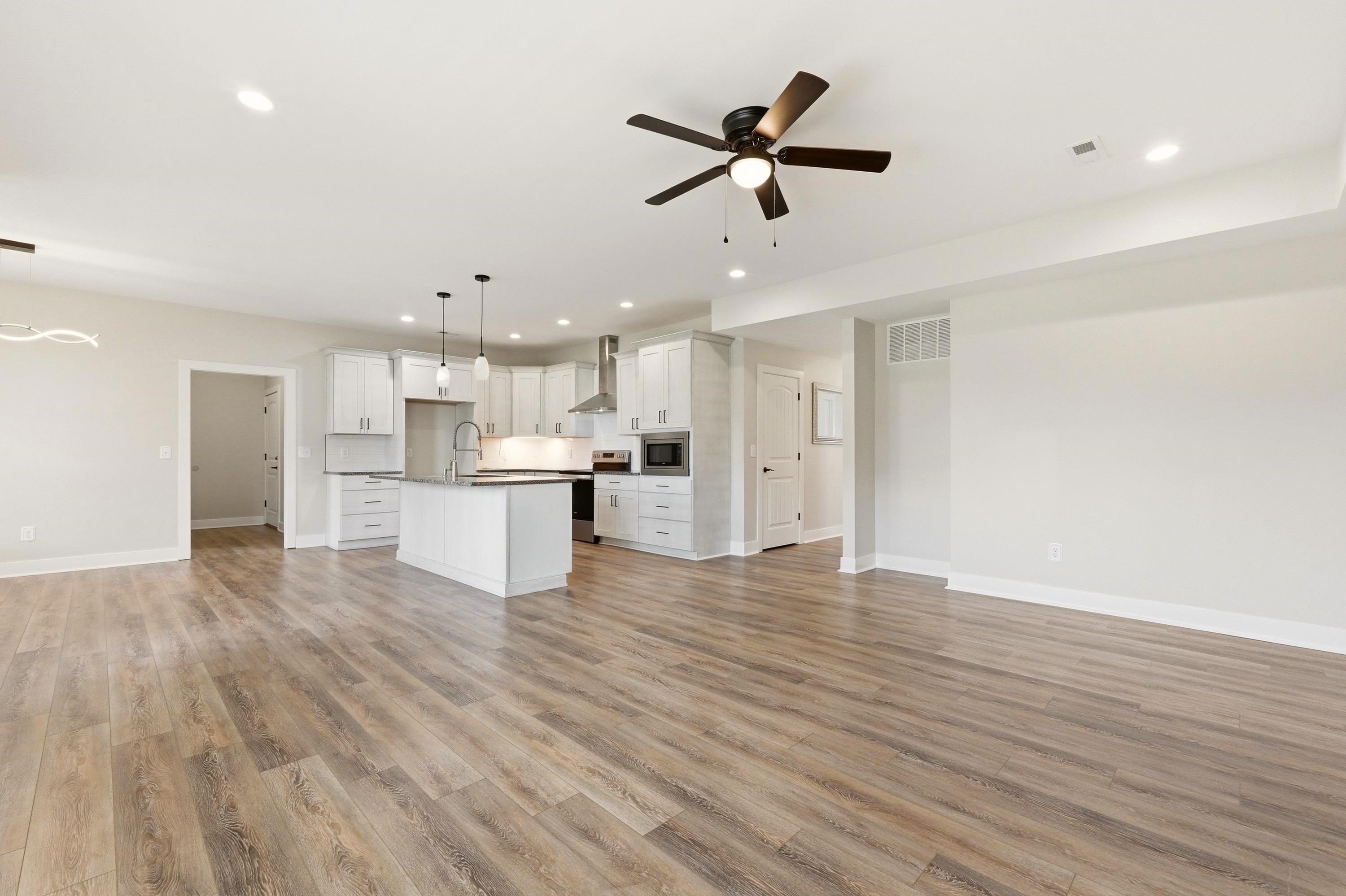 113 Ascension Way, Elizabethtown, Kentucky 42701, 5 Bedrooms Bedrooms, ,3 BathroomsBathrooms,Single Family Residence,For Sale,Ascension Way,94074