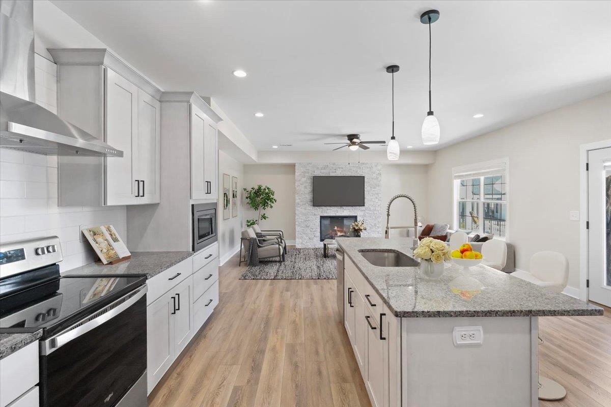 113 Ascension Way, Elizabethtown, Kentucky 42701, 5 Bedrooms Bedrooms, ,3 BathroomsBathrooms,Single Family Residence,For Sale,Ascension Way,94074