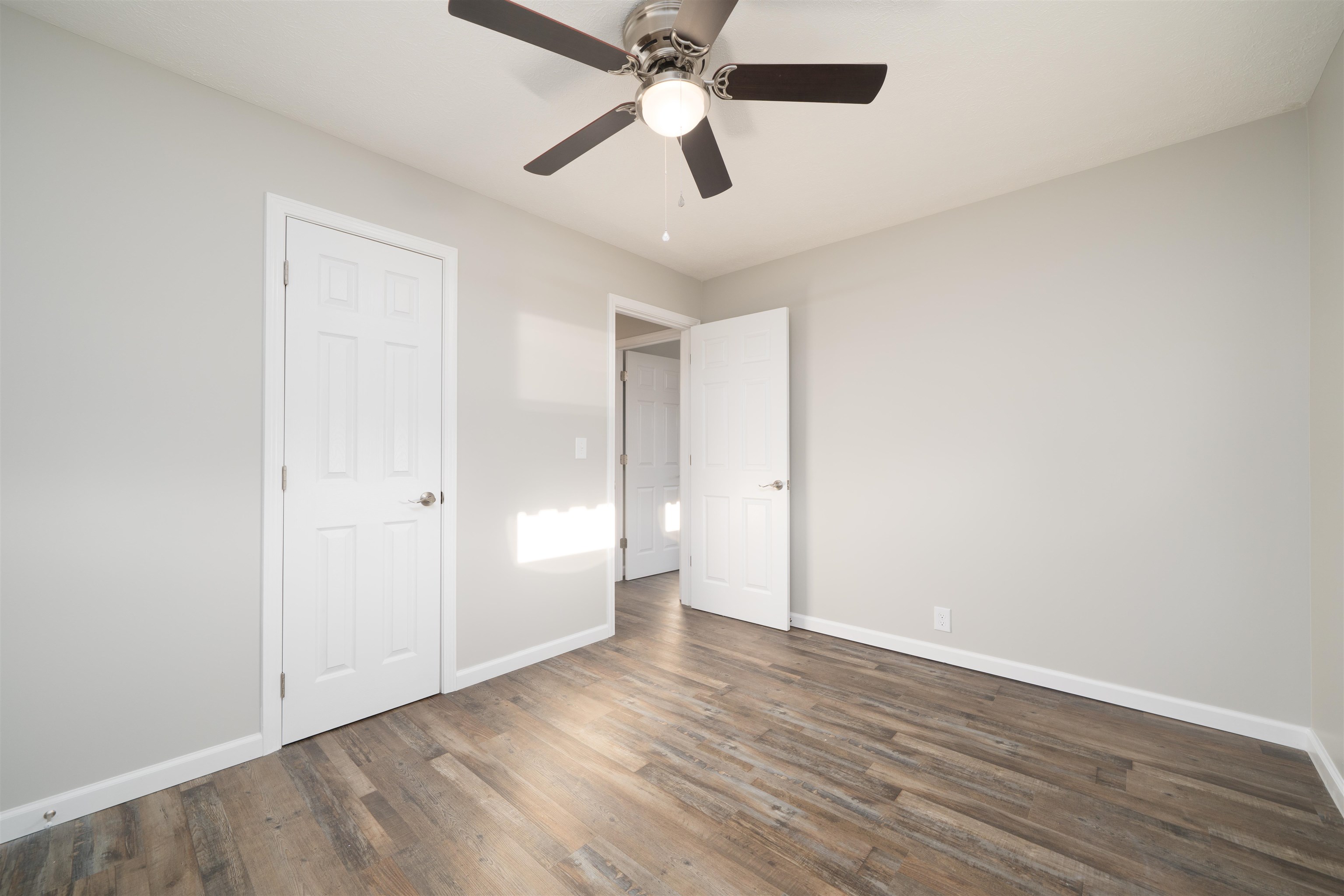 610 W 1st St, Calhoun, Kentucky 42327, 3 Bedrooms Bedrooms, ,1 BathroomBathrooms,Single Family Residence,For Sale,W 1st St,94076