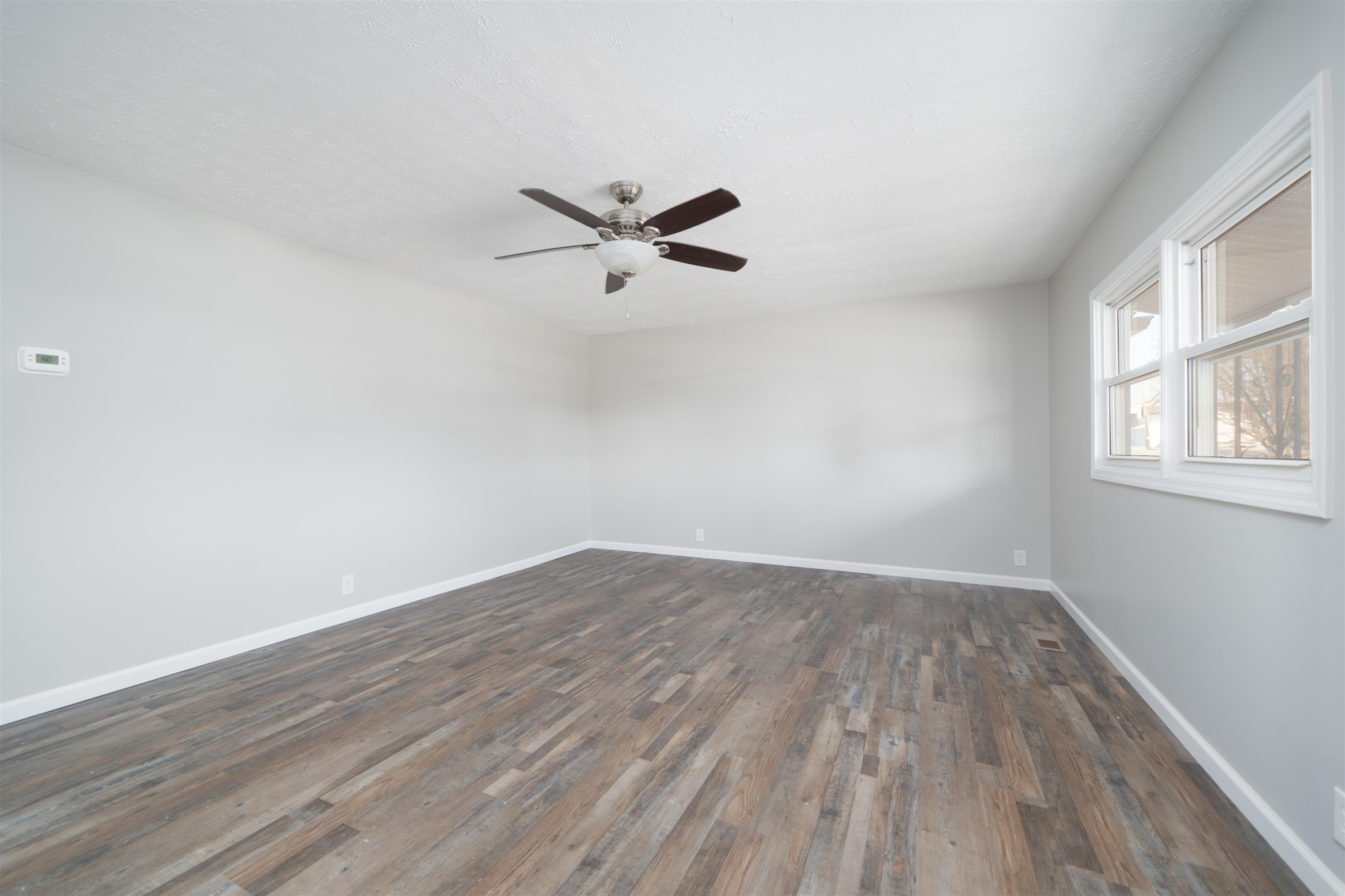 610 W 1st St, Calhoun, Kentucky 42327, 3 Bedrooms Bedrooms, ,1 BathroomBathrooms,Single Family Residence,For Sale,W 1st St,94076