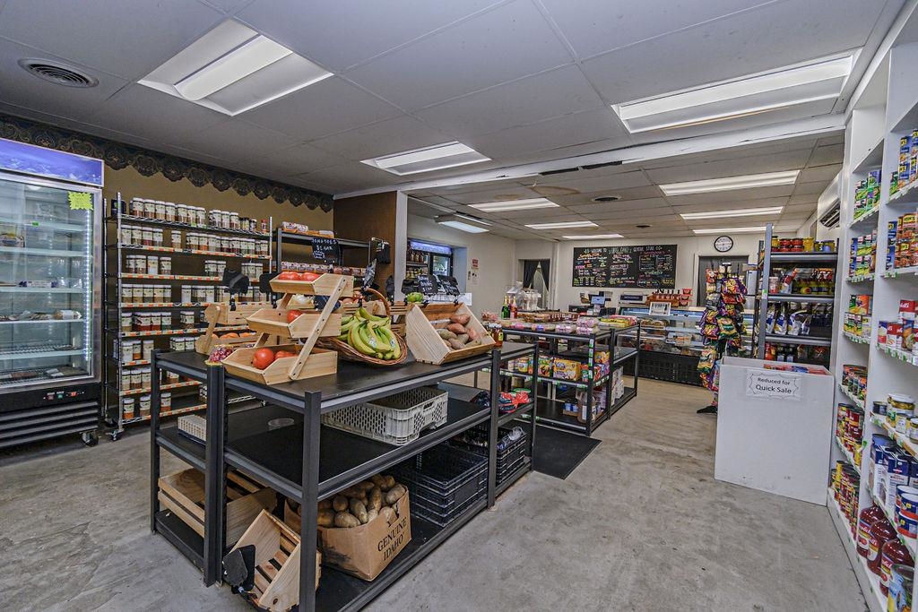 140 Main St., Calhoun, Kentucky 42327, ,Mixed Use,For Sale,Main St.,94083