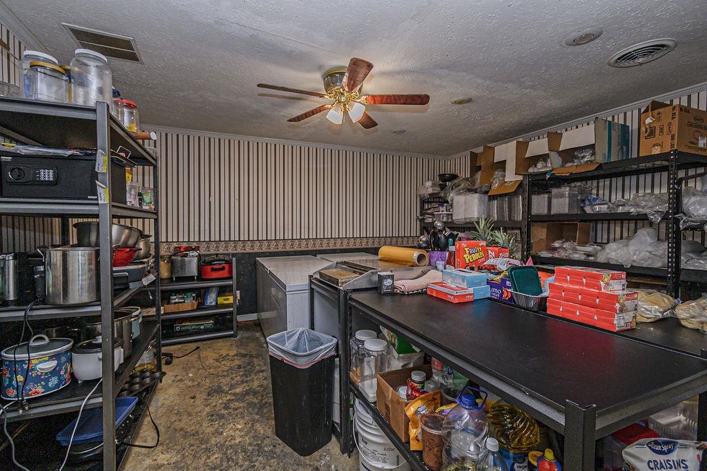 140 Main St., Calhoun, Kentucky 42327, ,Mixed Use,For Sale,Main St.,94083