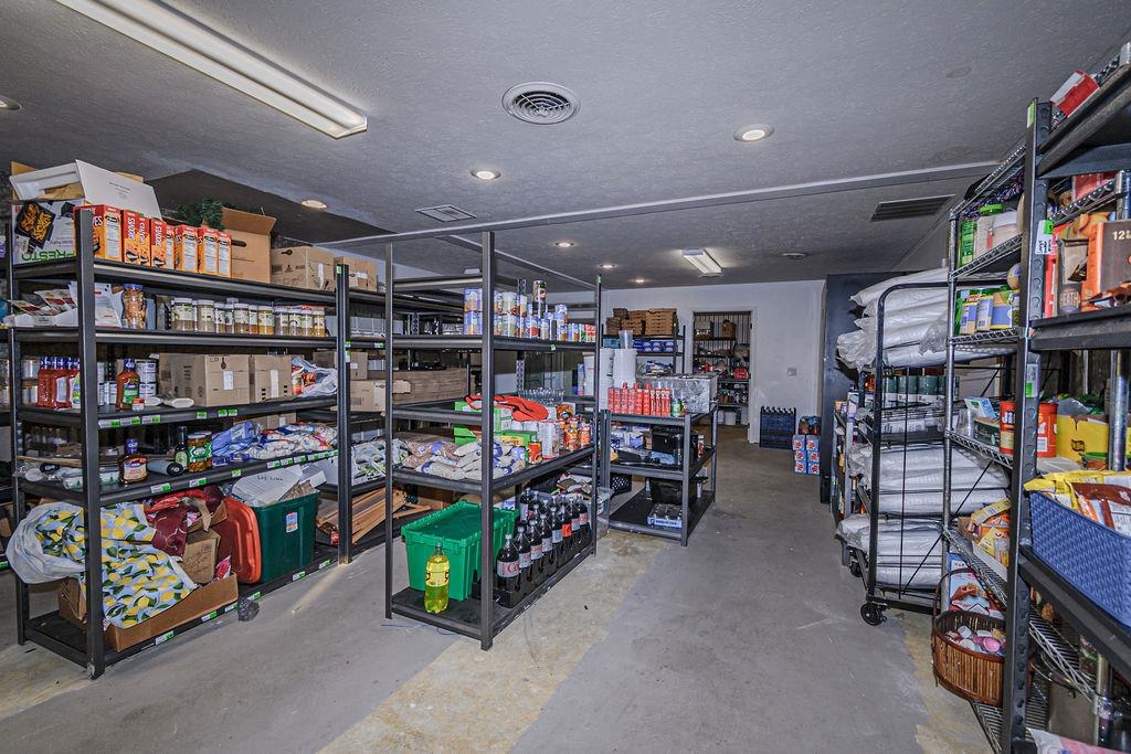 140 Main St., Calhoun, Kentucky 42327, ,Mixed Use,For Sale,Main St.,94083