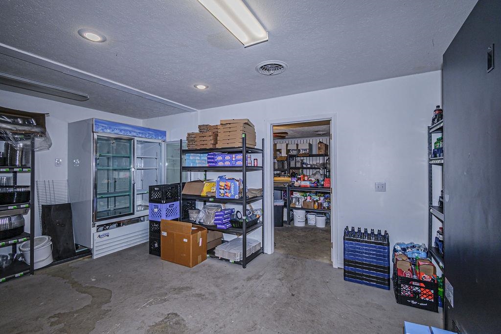 140 Main St., Calhoun, Kentucky 42327, ,Mixed Use,For Sale,Main St.,94083