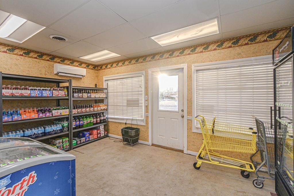 140 Main St., Calhoun, Kentucky 42327, ,Mixed Use,For Sale,Main St.,94083