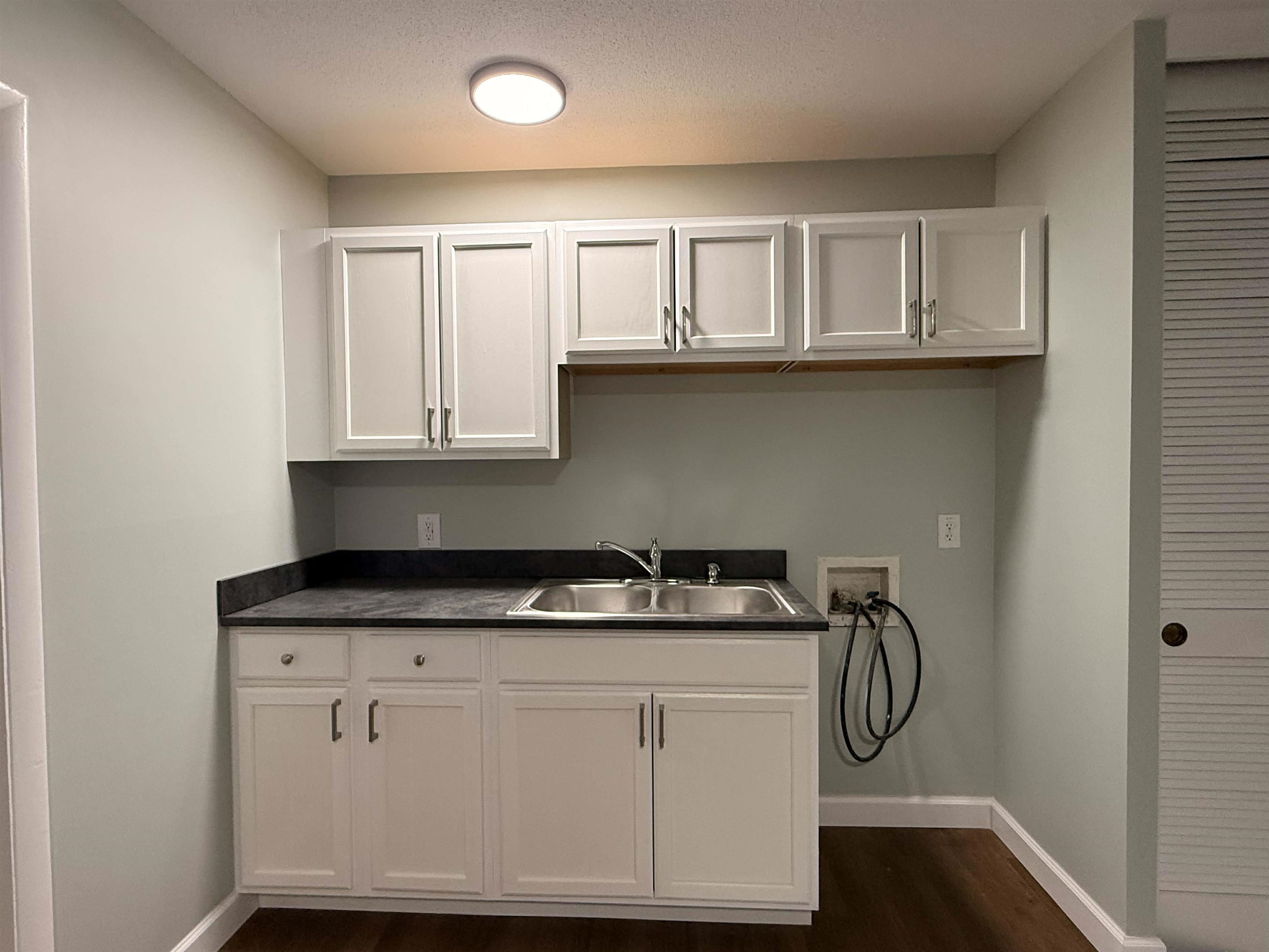 918 Marianna Drive, Owensboro, Kentucky 42301-1635, 3 Bedrooms Bedrooms, ,1 BathroomBathrooms,Single Family Residence,For Sale,Marianna Drive,94086