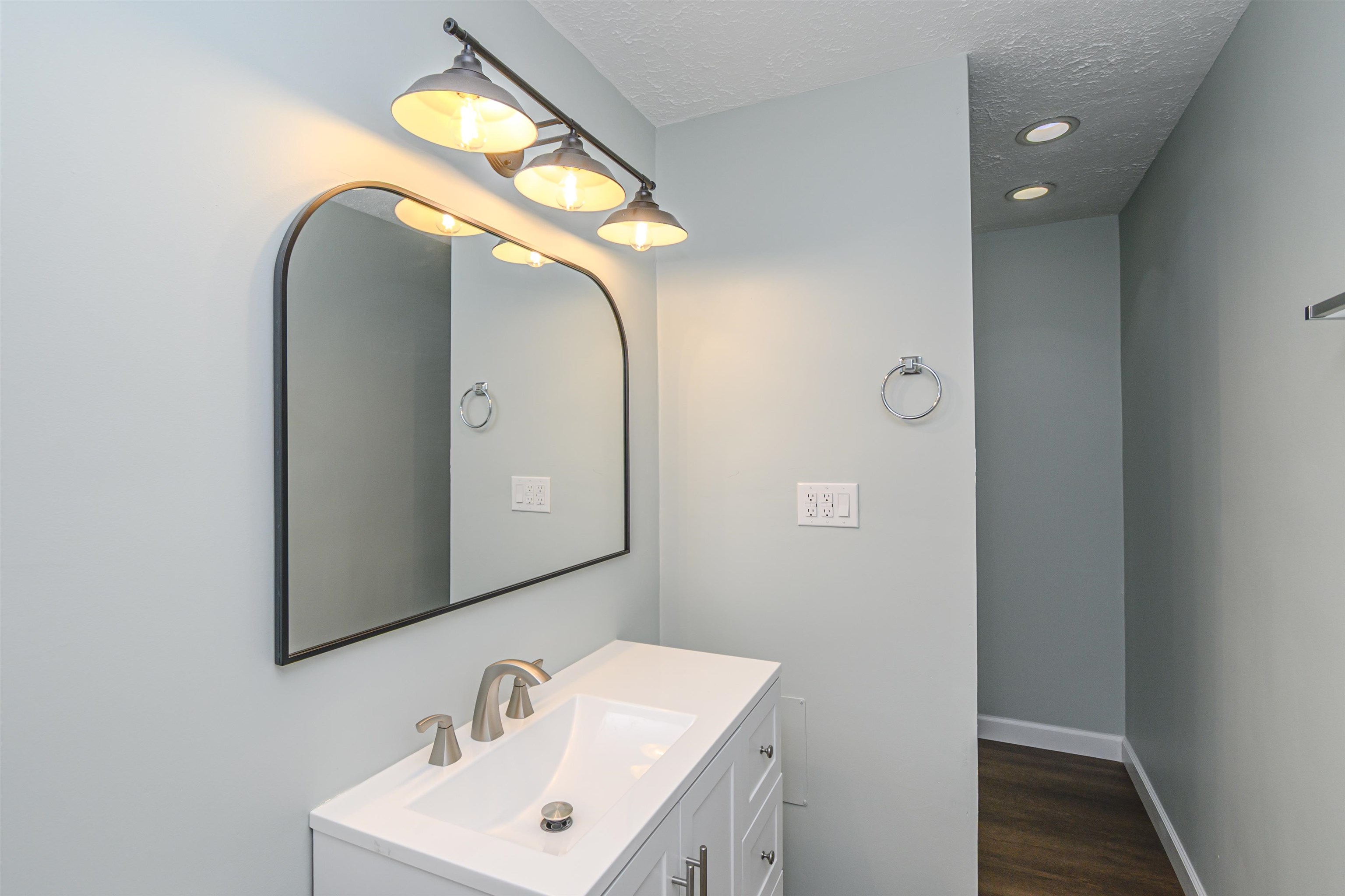 918 Marianna Drive, Owensboro, Kentucky 42301-1635, 3 Bedrooms Bedrooms, ,1 BathroomBathrooms,Single Family Residence,For Sale,Marianna Drive,94086