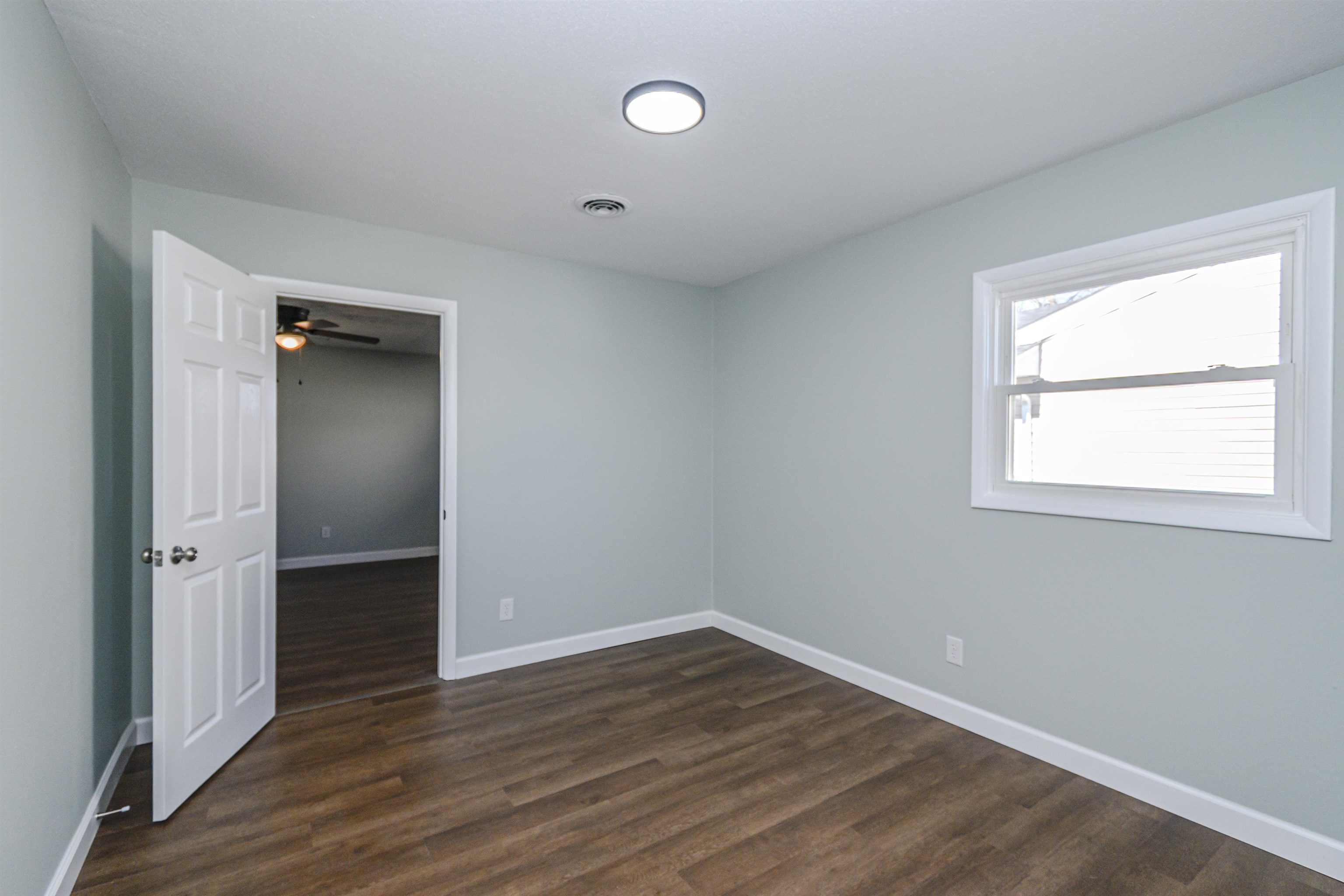 918 Marianna Drive, Owensboro, Kentucky 42301-1635, 3 Bedrooms Bedrooms, ,1 BathroomBathrooms,Single Family Residence,For Sale,Marianna Drive,94086