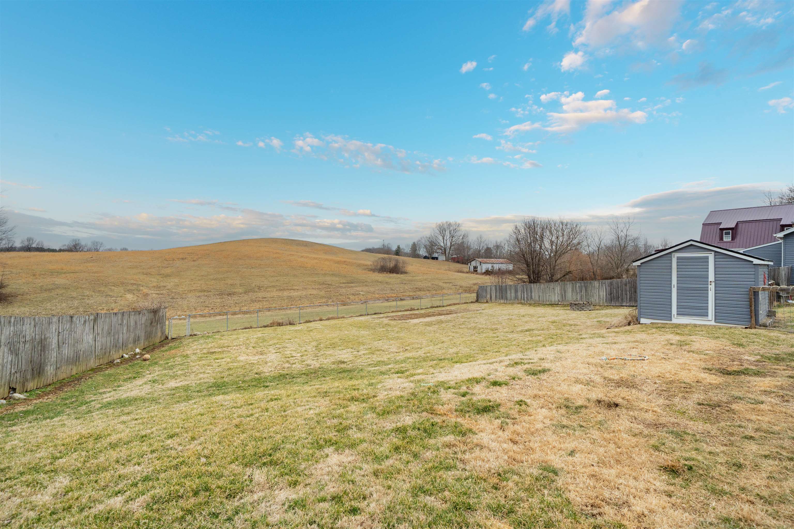 10469 Main Cross Street, Whitesville, Kentucky 42378, 2 Bedrooms Bedrooms, ,1 BathroomBathrooms,Single Family Residence,For Sale,Main Cross Street,94090