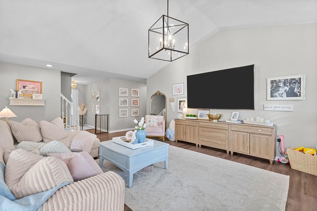 3106 Dade Cove, Owensboro, Kentucky 42303, 4 Bedrooms Bedrooms, ,2 BathroomsBathrooms,Single Family Residence,For Sale,Dade Cove,94094