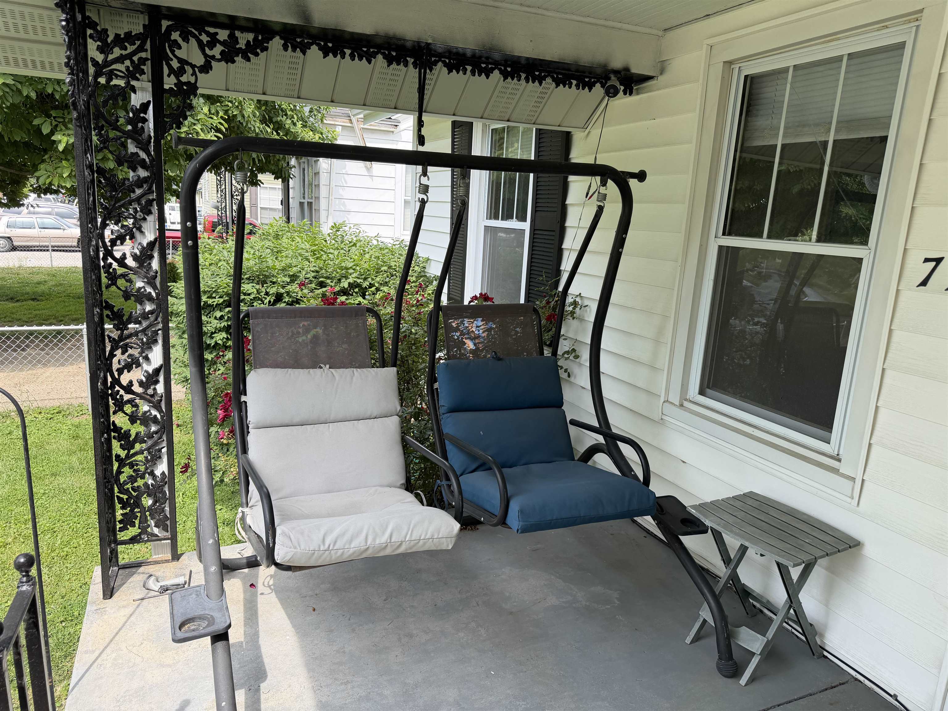 725 21st Street, Owensboro, Kentucky 42303, 3 Bedrooms Bedrooms, ,2 BathroomsBathrooms,Single Family Residence,For Sale,21st Street,94098