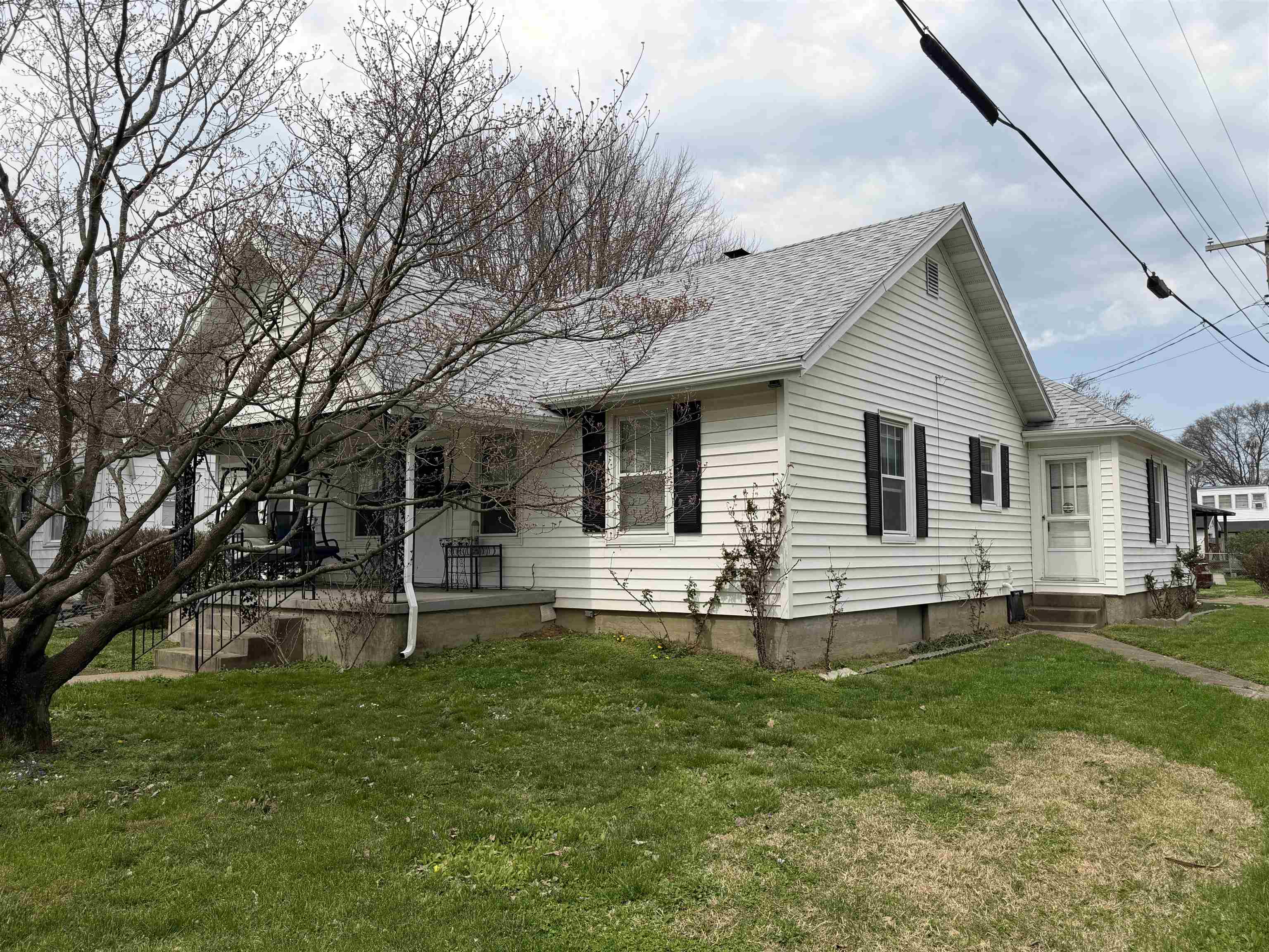725 21st Street, Owensboro, Kentucky 42303, 3 Bedrooms Bedrooms, ,2 BathroomsBathrooms,Single Family Residence,For Sale,21st Street,94098
