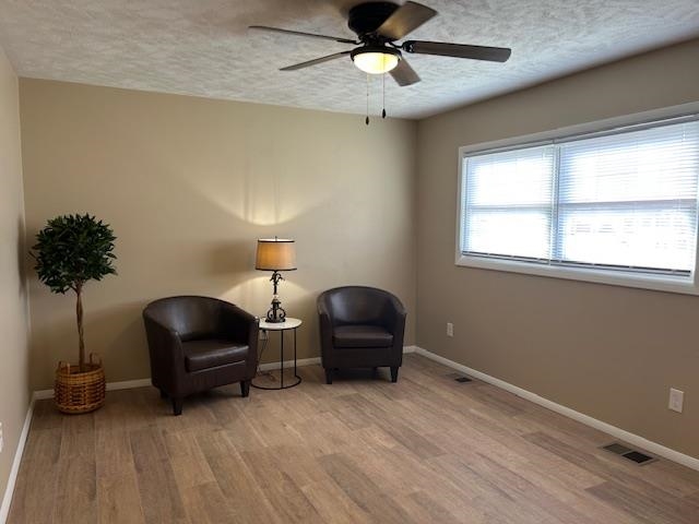 3615 Longfellow Drive, Owensboro, Kentucky 42303, 2 Bedrooms Bedrooms, ,2 BathroomsBathrooms,Single Family Residence,For Sale,Longfellow Drive,94107