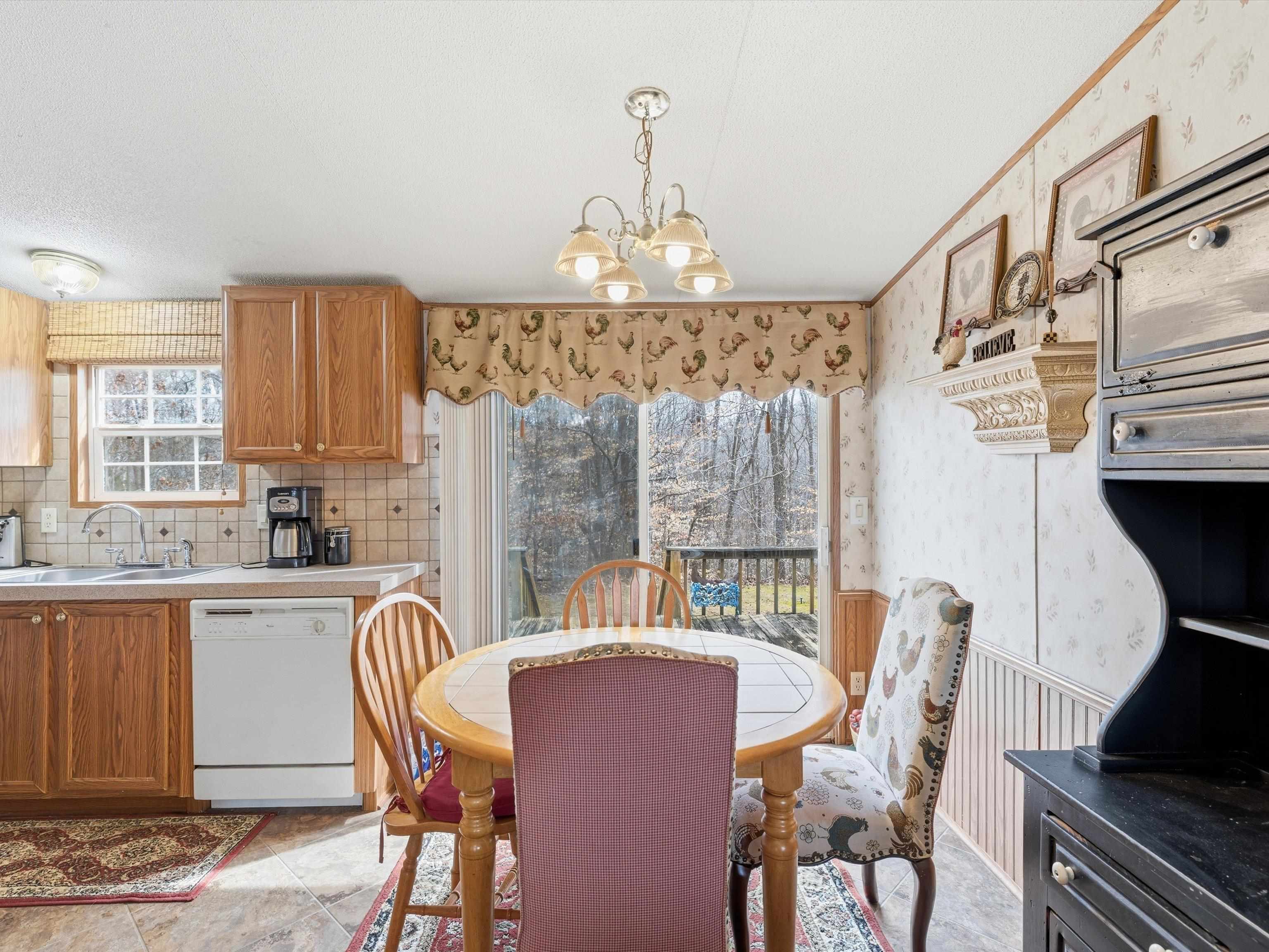 756 Johnson Lane, Livermore, Kentucky 42352, 3 Bedrooms Bedrooms, ,2 BathroomsBathrooms,Single Family Residence,For Sale,Johnson Lane,94109