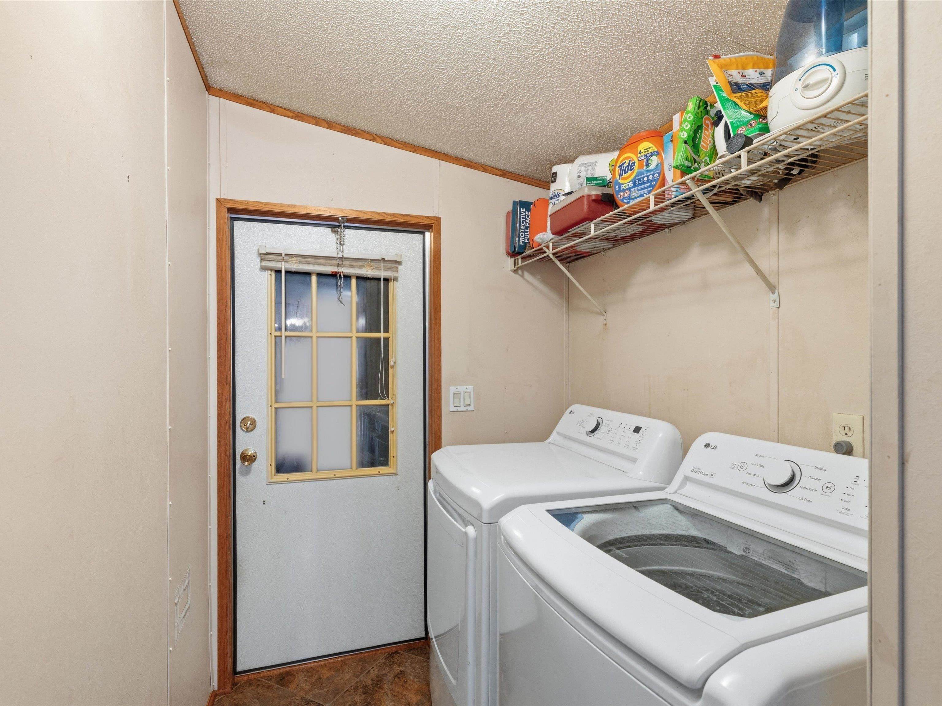 756 Johnson Lane, Livermore, Kentucky 42352, 3 Bedrooms Bedrooms, ,2 BathroomsBathrooms,Single Family Residence,For Sale,Johnson Lane,94109