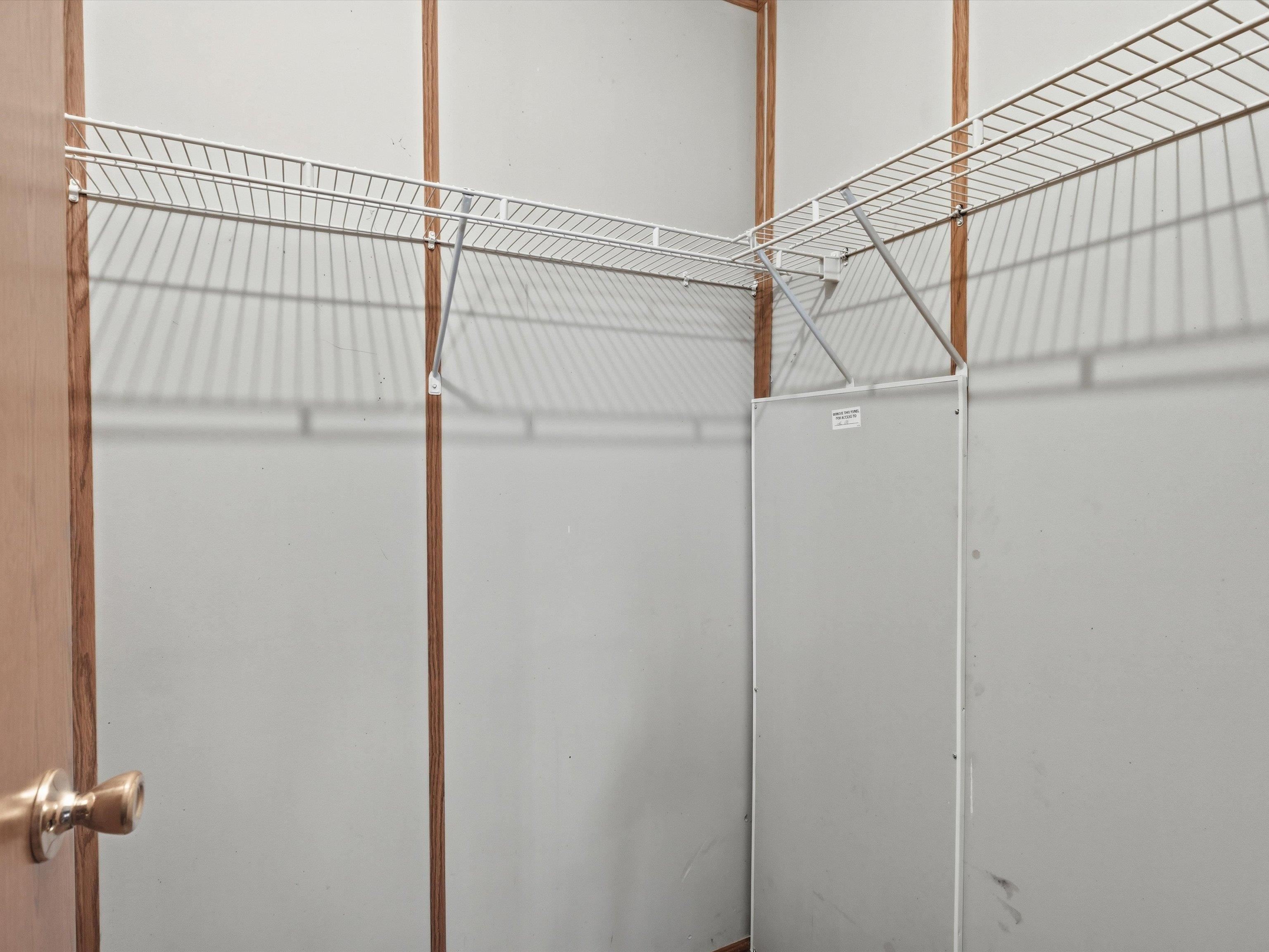 756 Johnson Lane, Livermore, Kentucky 42352, 3 Bedrooms Bedrooms, ,2 BathroomsBathrooms,Single Family Residence,For Sale,Johnson Lane,94109