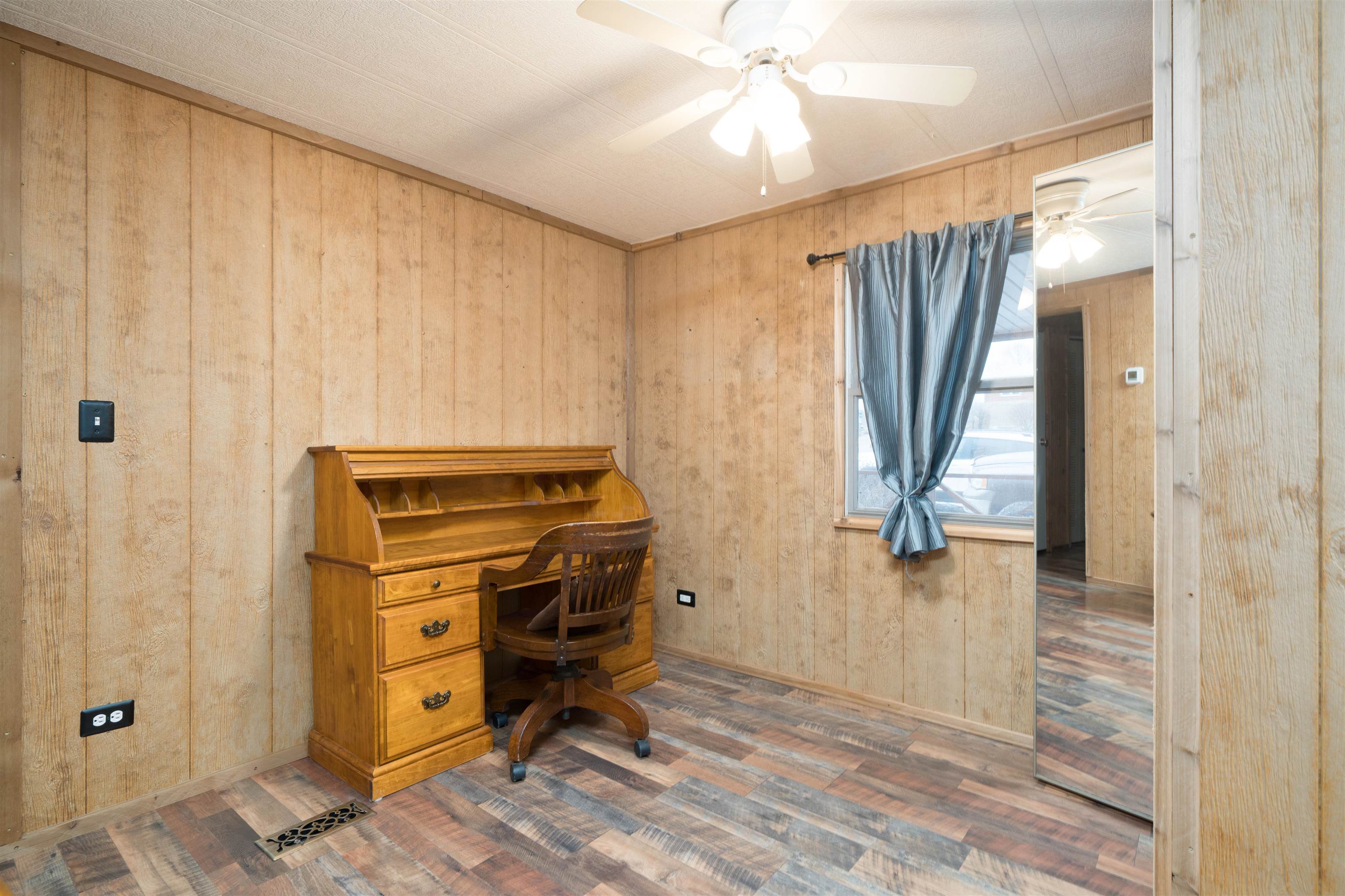 5722 Hwy 764, Whitesville, Kentucky 42378, 2 Bedrooms Bedrooms, ,1 BathroomBathrooms,Single Family Residence,For Sale,Hwy 764,94115