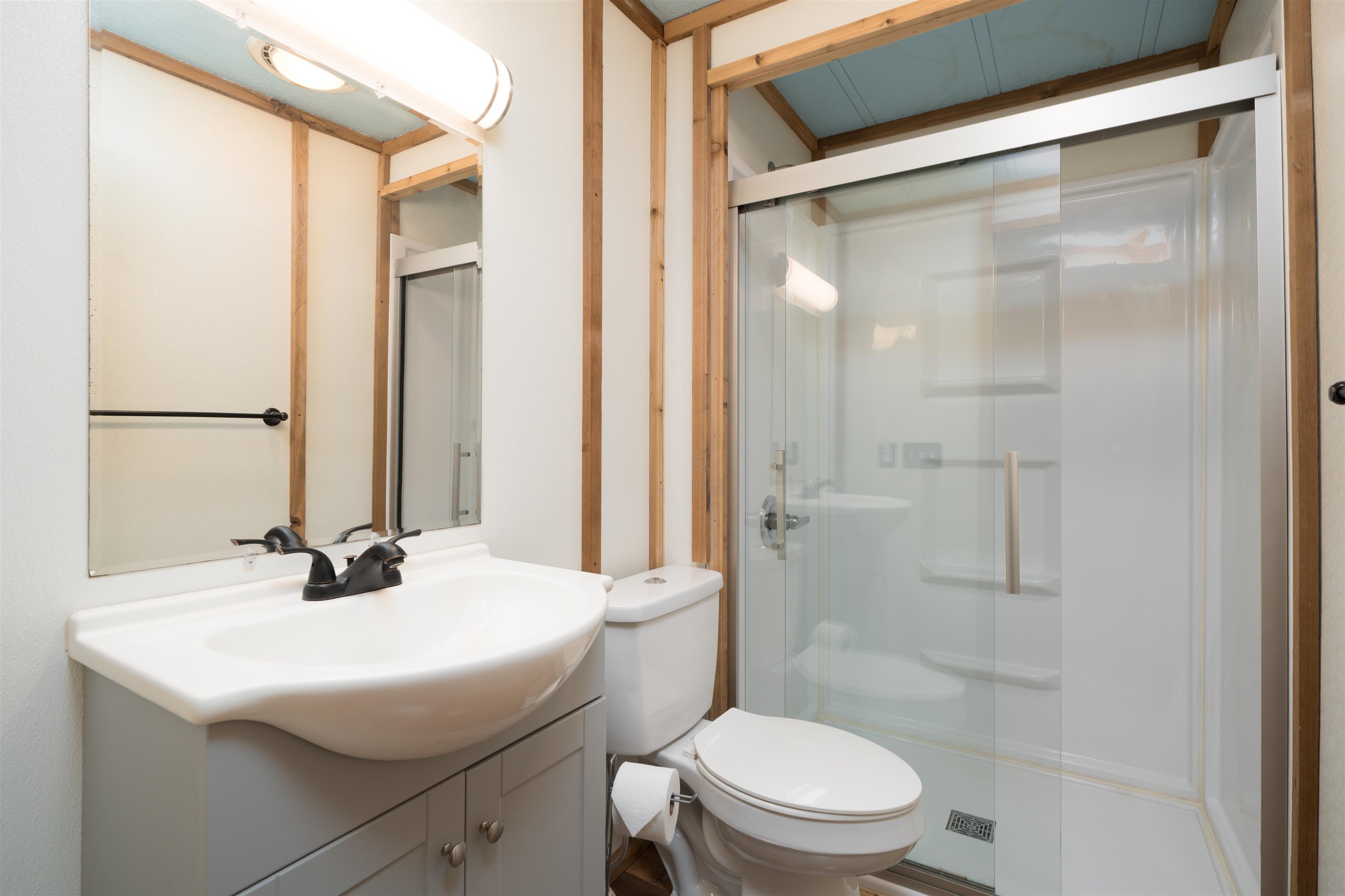 5722 Hwy 764, Whitesville, Kentucky 42378, 2 Bedrooms Bedrooms, ,1 BathroomBathrooms,Single Family Residence,For Sale,Hwy 764,94115