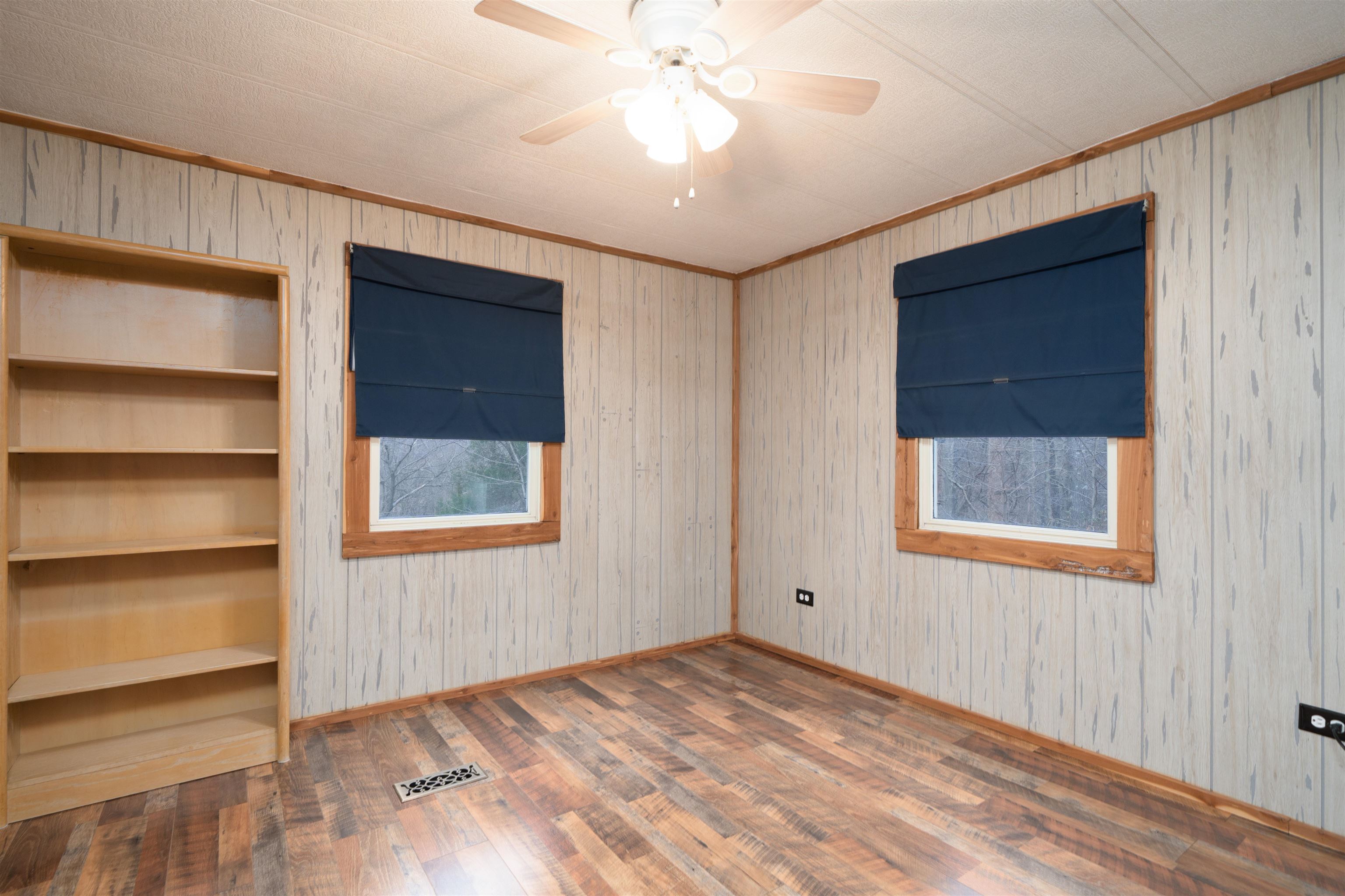 5722 Hwy 764, Whitesville, Kentucky 42378, 2 Bedrooms Bedrooms, ,1 BathroomBathrooms,Single Family Residence,For Sale,Hwy 764,94115