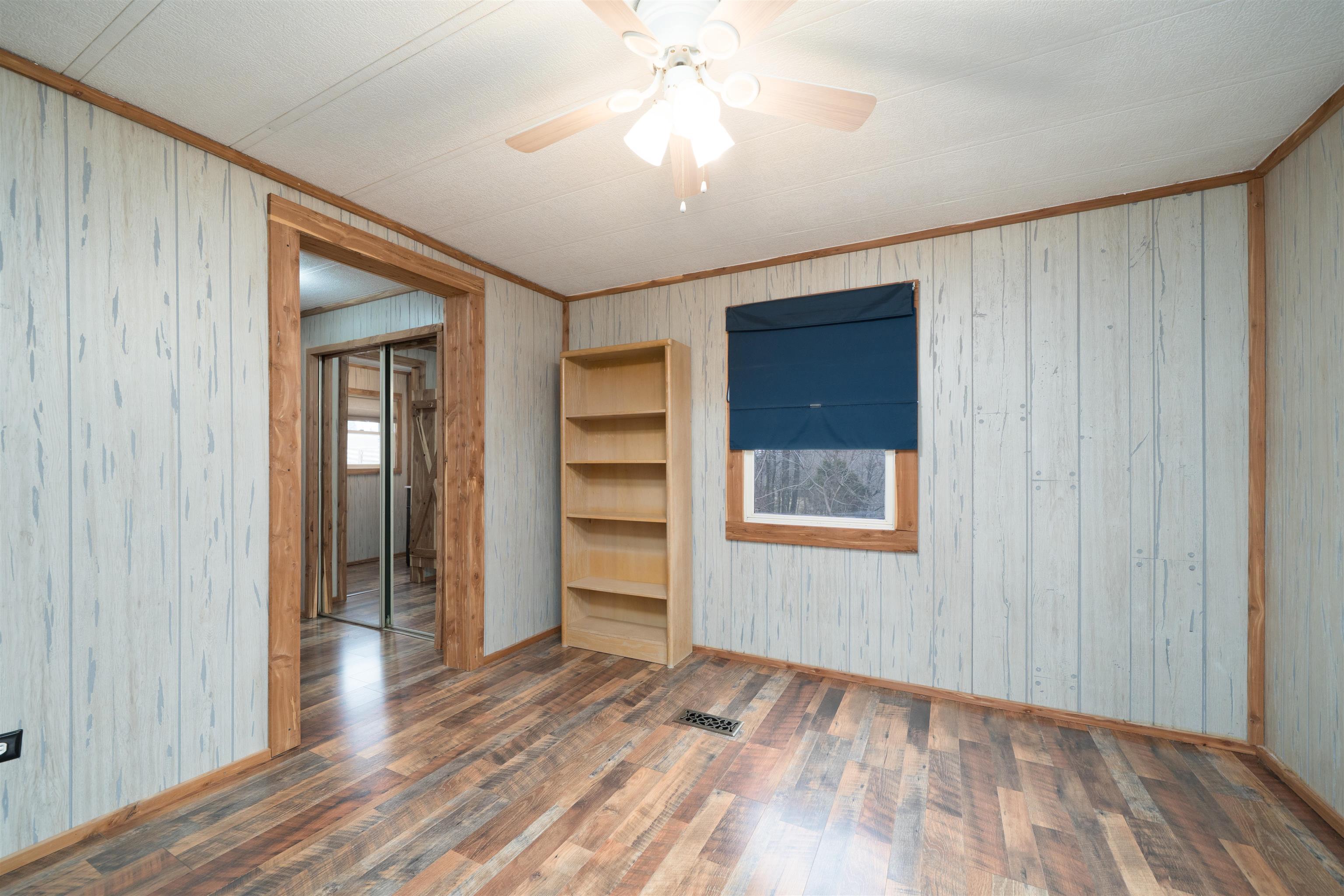 5722 Hwy 764, Whitesville, Kentucky 42378, 2 Bedrooms Bedrooms, ,1 BathroomBathrooms,Single Family Residence,For Sale,Hwy 764,94115