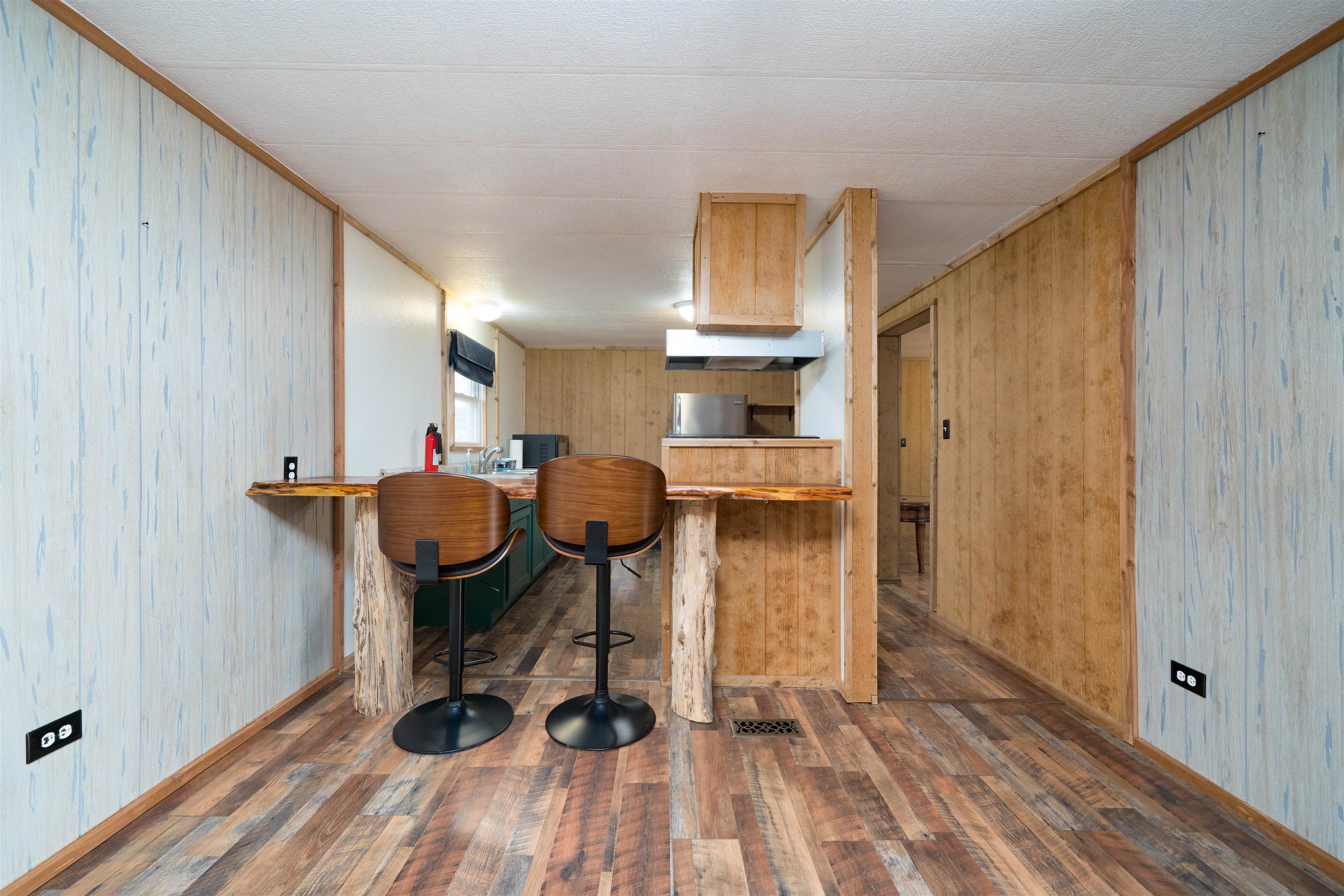 5722 Hwy 764, Whitesville, Kentucky 42378, 2 Bedrooms Bedrooms, ,1 BathroomBathrooms,Single Family Residence,For Sale,Hwy 764,94115