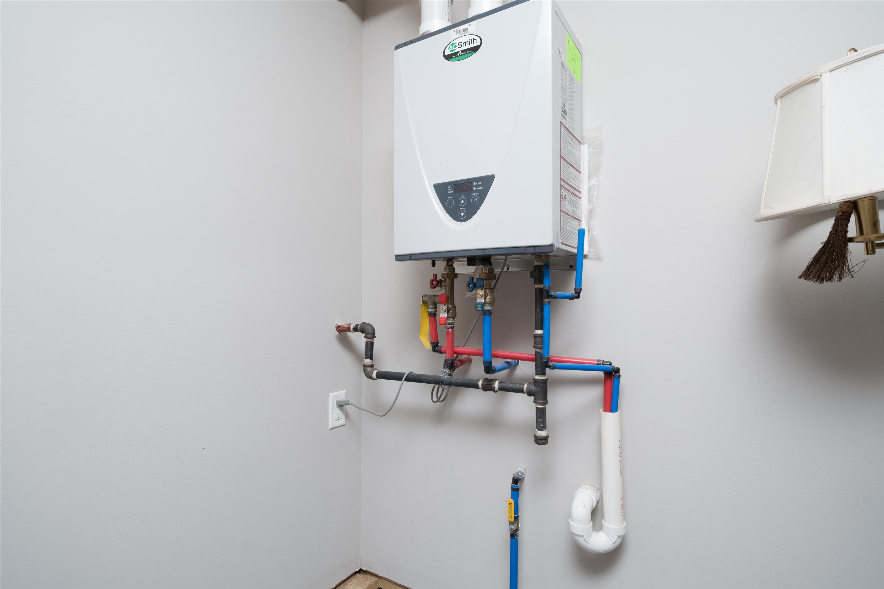 404 Bluegrass Drive, Lewisport, Kentucky 42351, 2 Bedrooms Bedrooms, ,2 BathroomsBathrooms,Single Family Residence,For Sale,Bluegrass Drive,94116