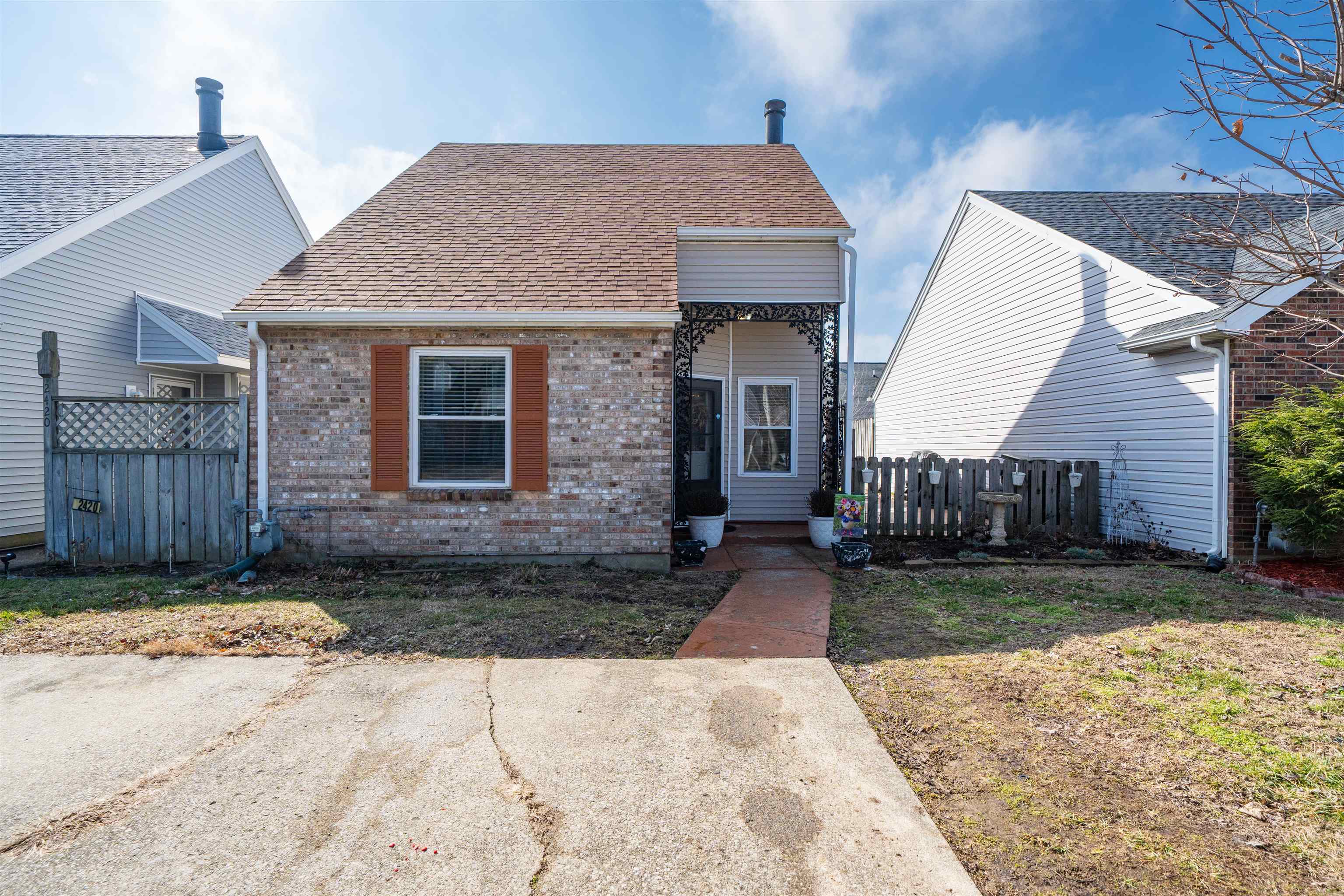 2422 Haviland Dr, Owensboro, Kentucky 42303-4024, 2 Bedrooms Bedrooms, ,2 BathroomsBathrooms,Single Family Residence,For Sale,Haviland Dr,94117