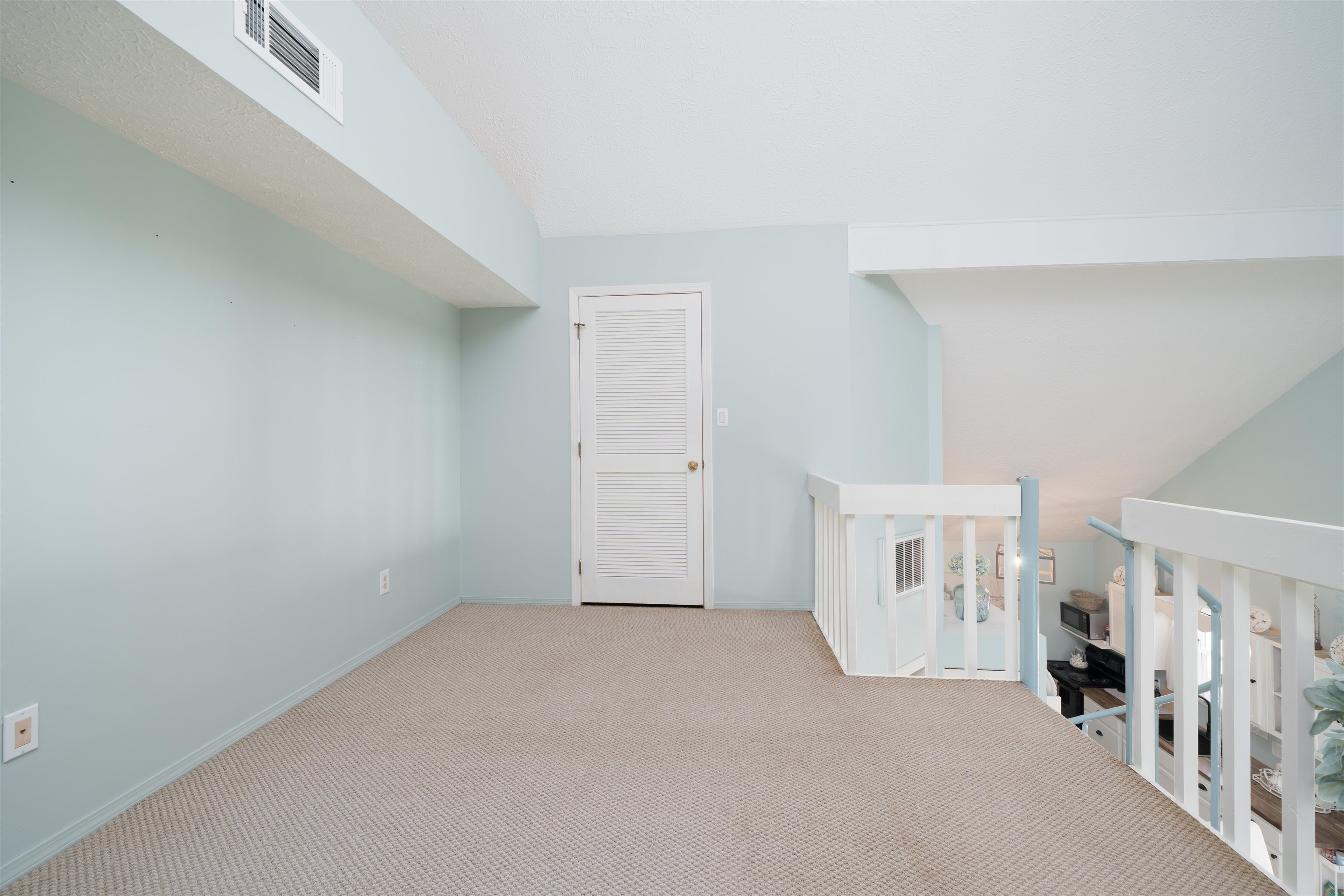 2422 Haviland Dr, Owensboro, Kentucky 42303-4024, 2 Bedrooms Bedrooms, ,2 BathroomsBathrooms,Single Family Residence,For Sale,Haviland Dr,94117