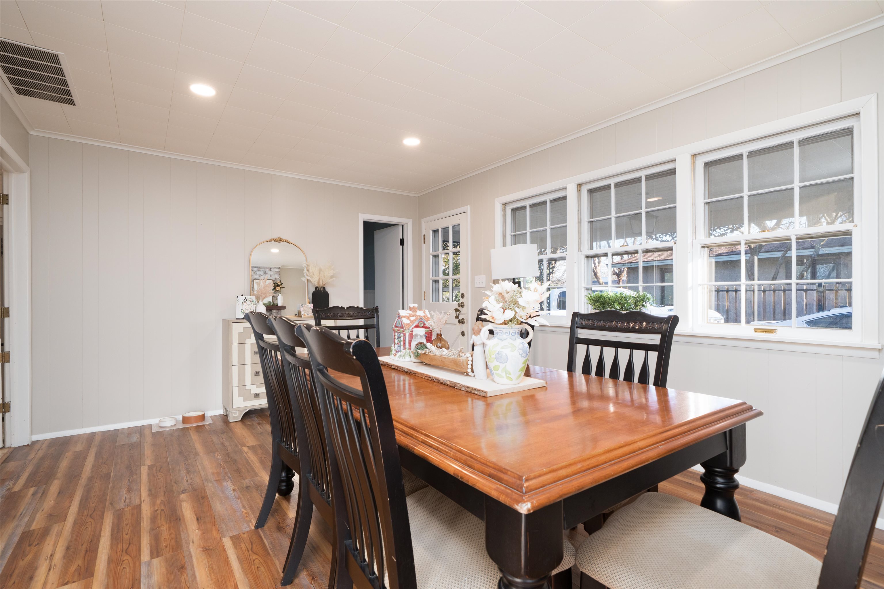 2930 Tanglewood Dr, Owensboro, Kentucky 42303, 3 Bedrooms Bedrooms, ,1 BathroomBathrooms,Single Family Residence,For Sale,Tanglewood Dr,94125