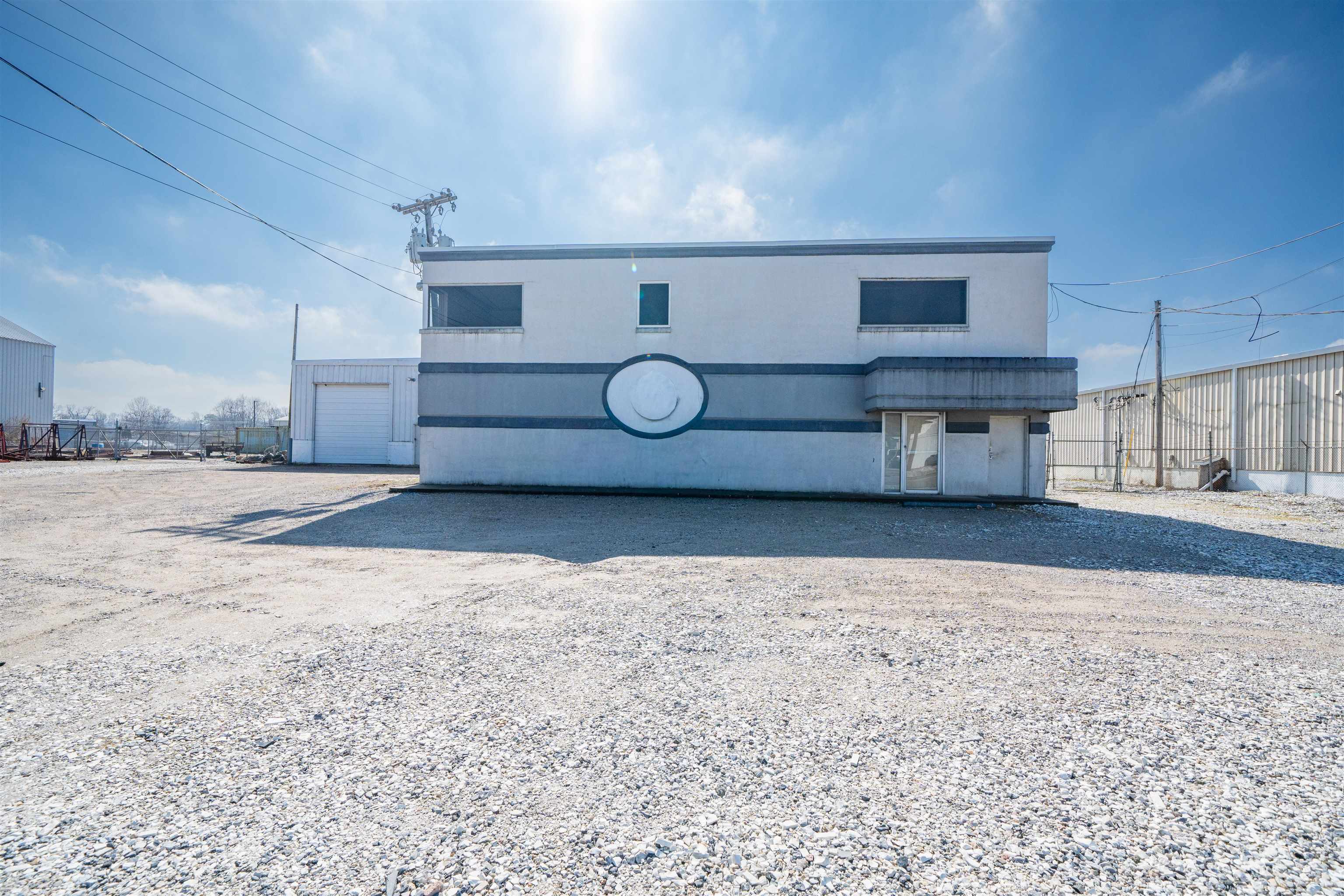 1602 West 7th Street, Owensboro, Kentucky 42301, ,Office,For Sale,West 7th Street,94129