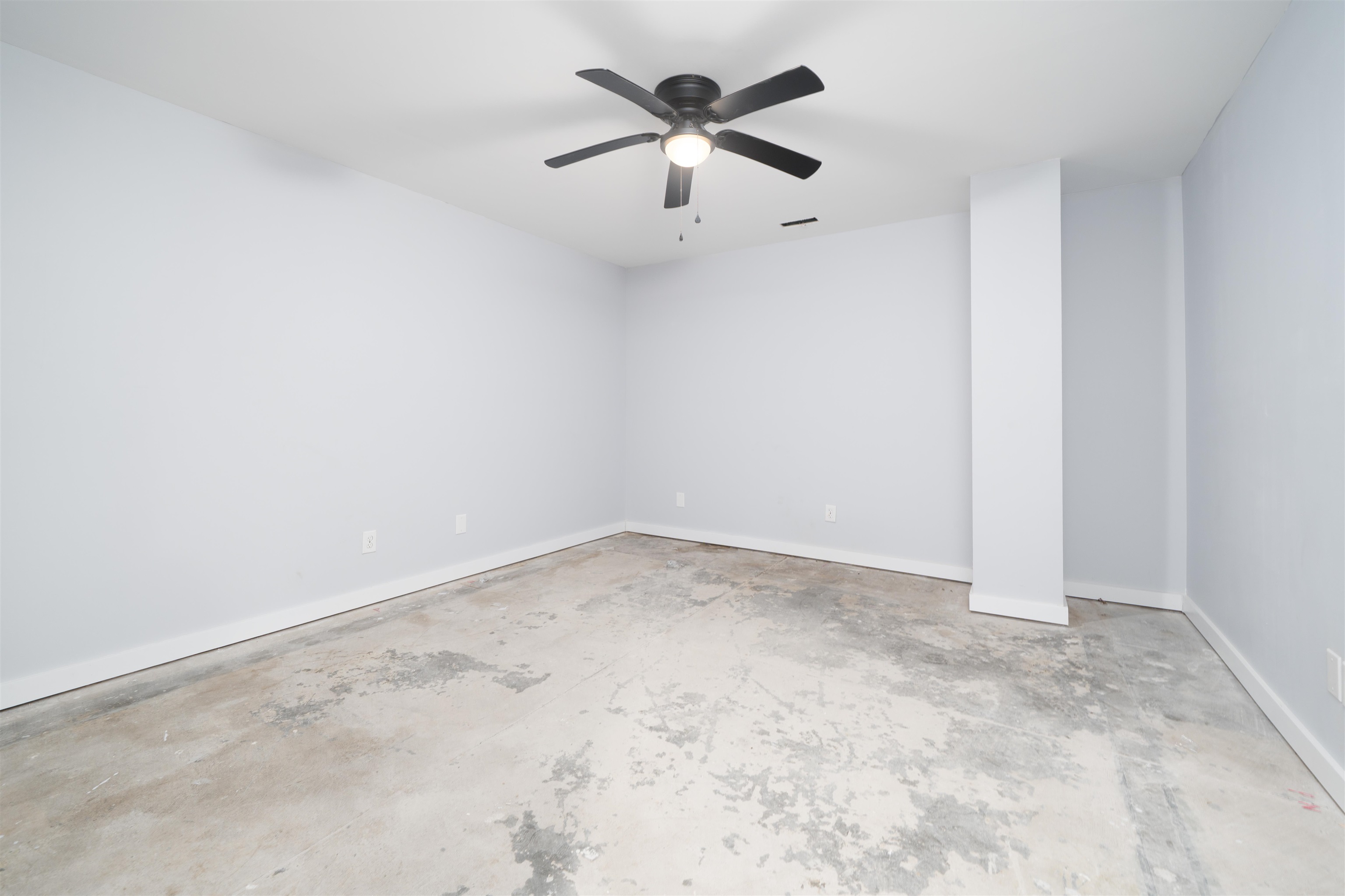 1602 West 7th Street, Owensboro, Kentucky 42301, ,Office,For Sale,West 7th Street,94129