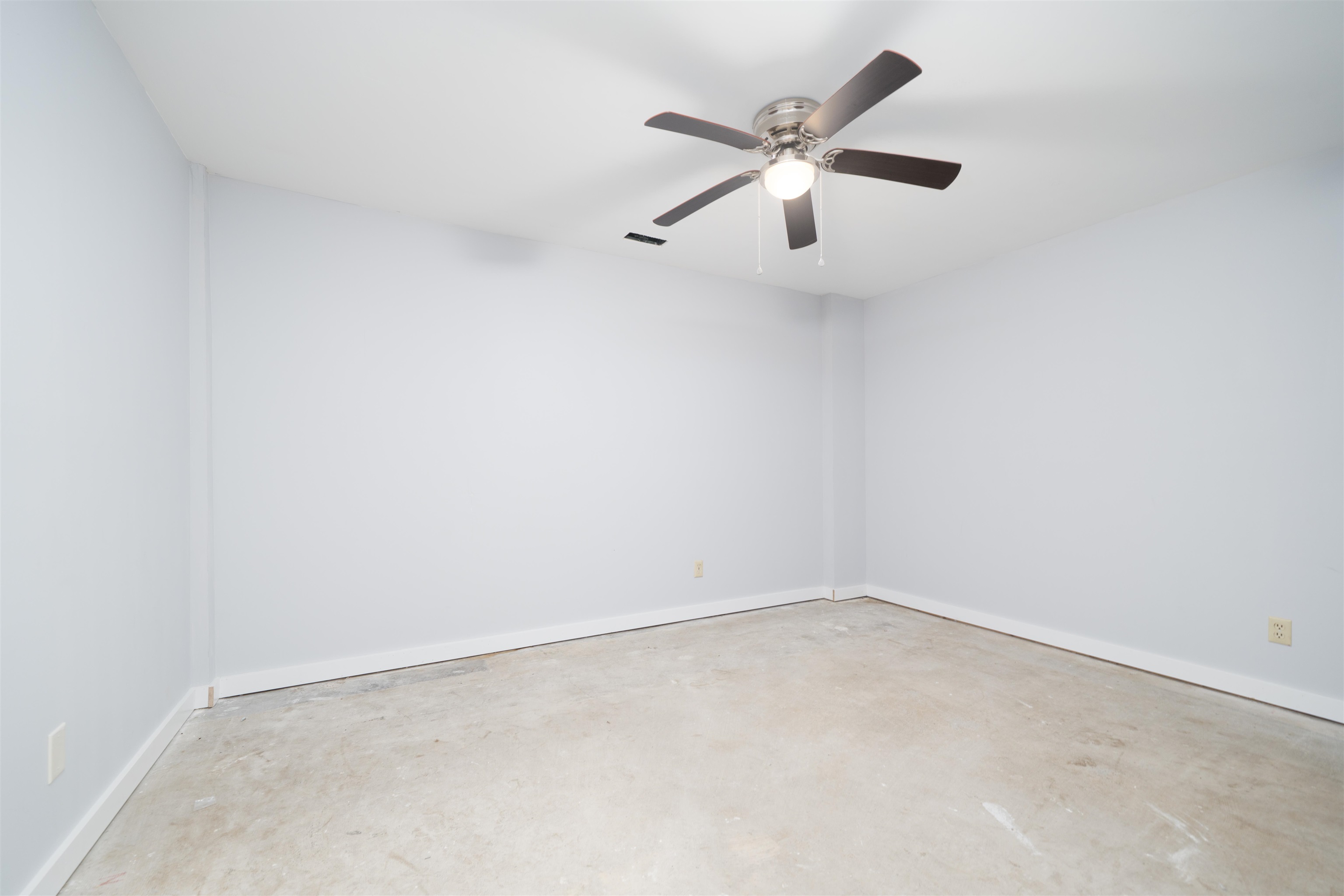 1602 West 7th Street, Owensboro, Kentucky 42301, ,Office,For Sale,West 7th Street,94130