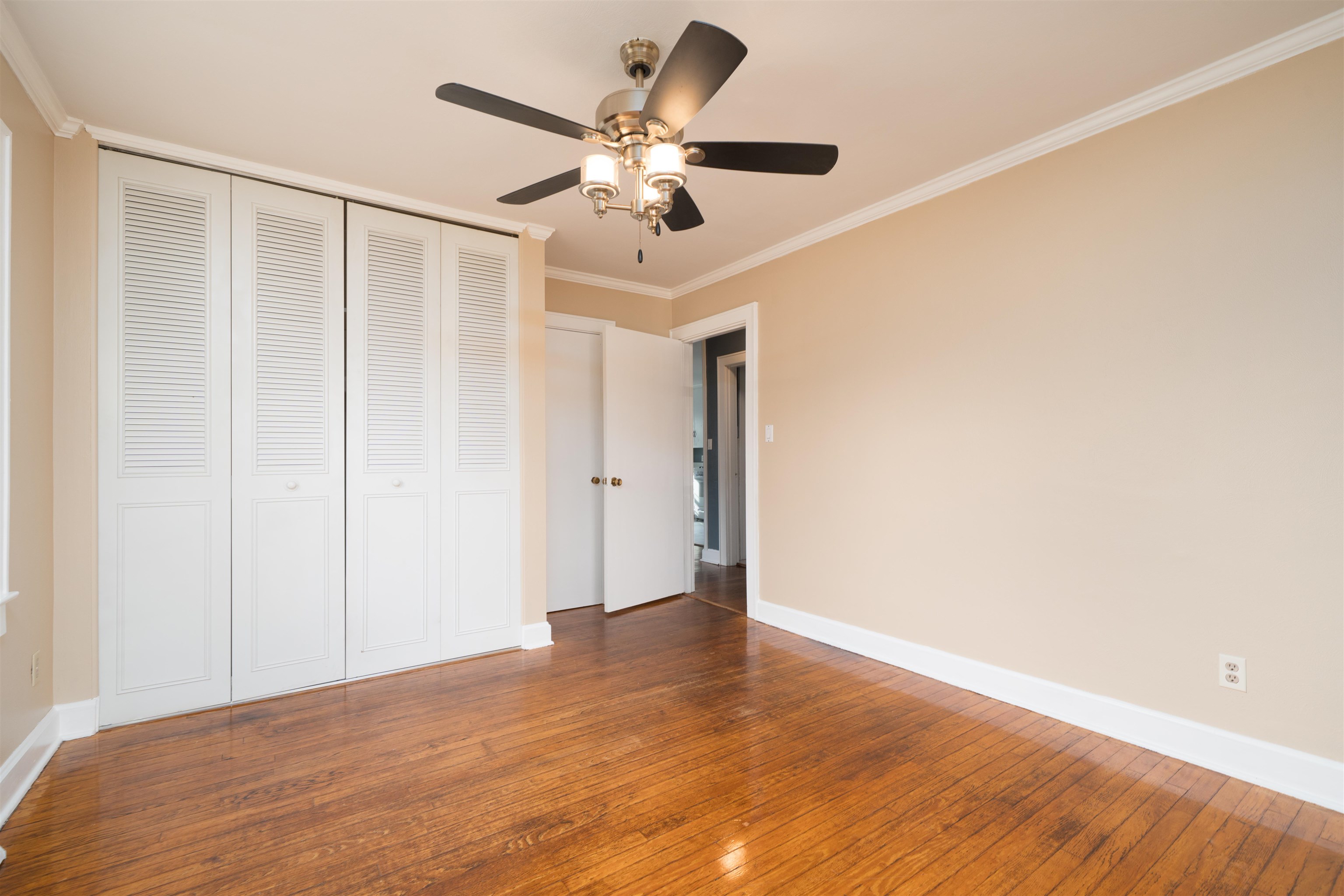 1629 Booth Avenue, Owensboro, Kentucky 42301, 4 Bedrooms Bedrooms, ,2 BathroomsBathrooms,Single Family Residence,For Sale,Booth Avenue,94132