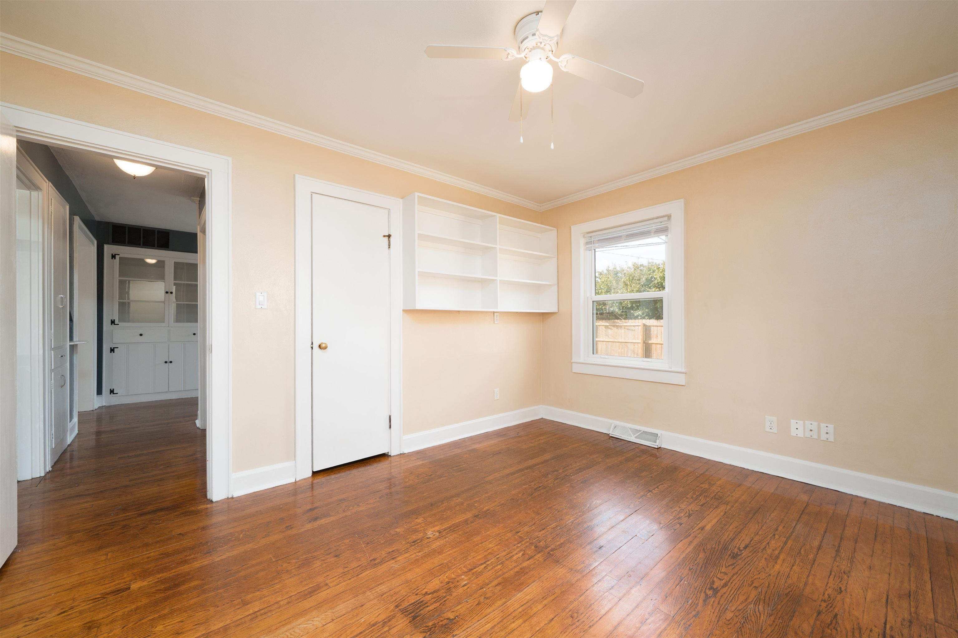 1629 Booth Avenue, Owensboro, Kentucky 42301, 4 Bedrooms Bedrooms, ,2 BathroomsBathrooms,Single Family Residence,For Sale,Booth Avenue,94132