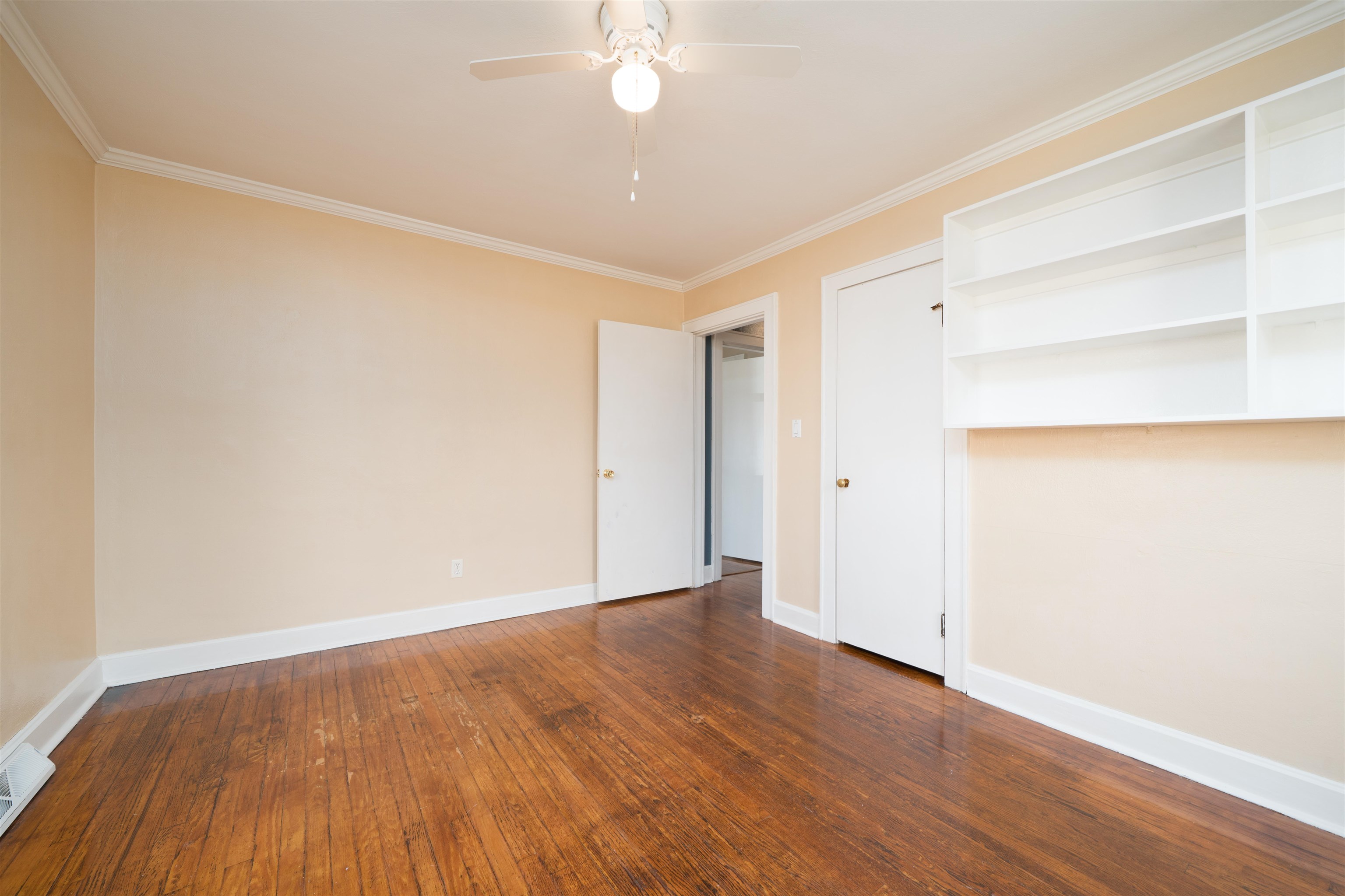 1629 Booth Avenue, Owensboro, Kentucky 42301, 4 Bedrooms Bedrooms, ,2 BathroomsBathrooms,Single Family Residence,For Sale,Booth Avenue,94132