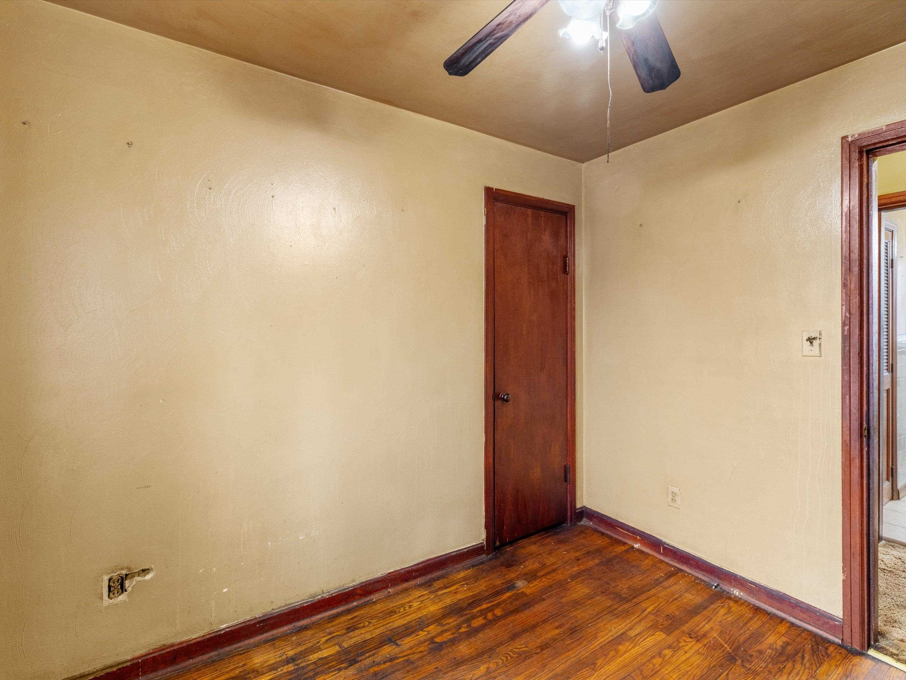 3423 Daviess St, Owensboro, Kentucky 42303, 3 Bedrooms Bedrooms, ,1 BathroomBathrooms,Single Family Residence,For Sale,Daviess St,94143