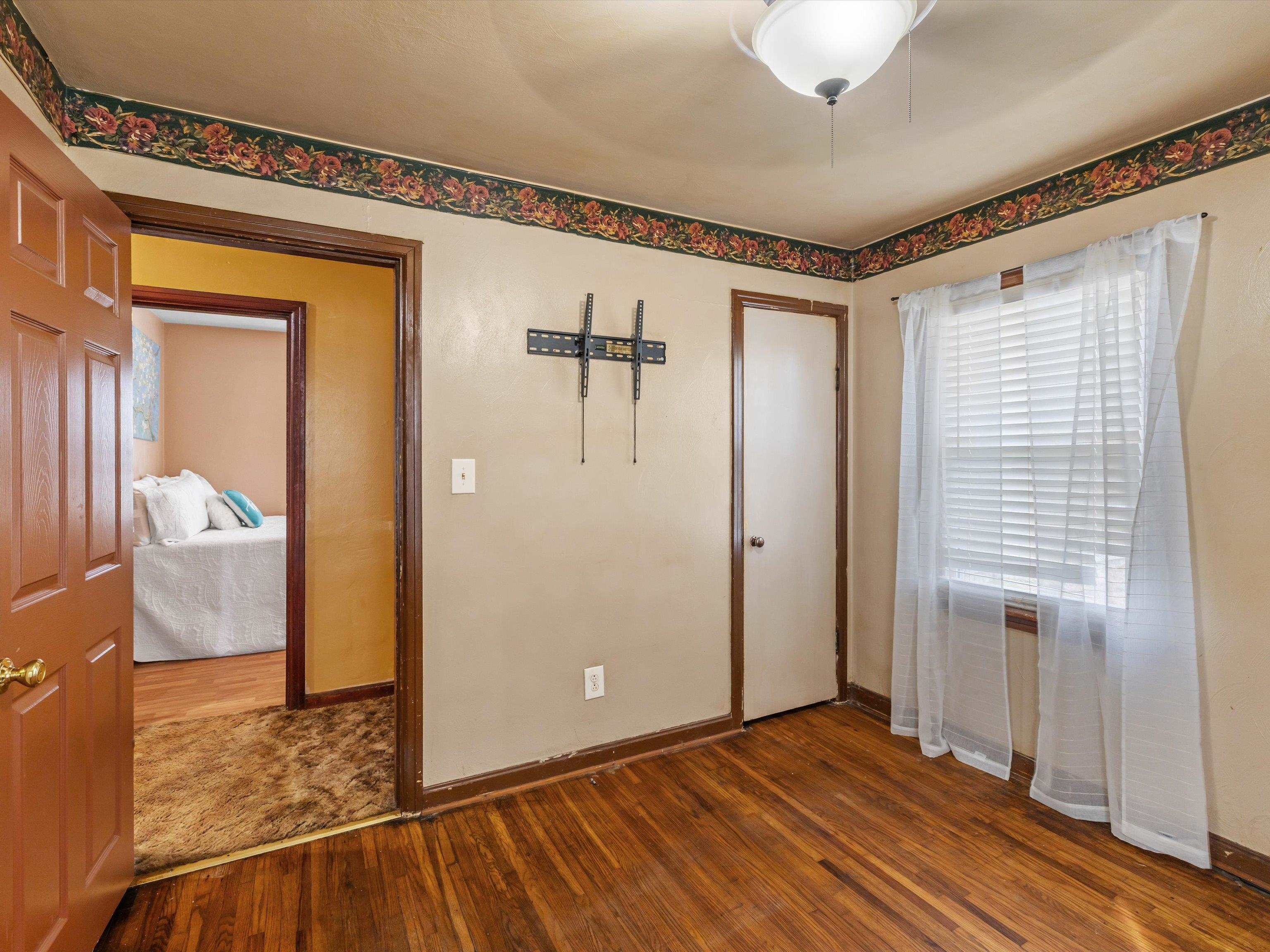 3423 Daviess St, Owensboro, Kentucky 42303, 3 Bedrooms Bedrooms, ,1 BathroomBathrooms,Single Family Residence,For Sale,Daviess St,94143