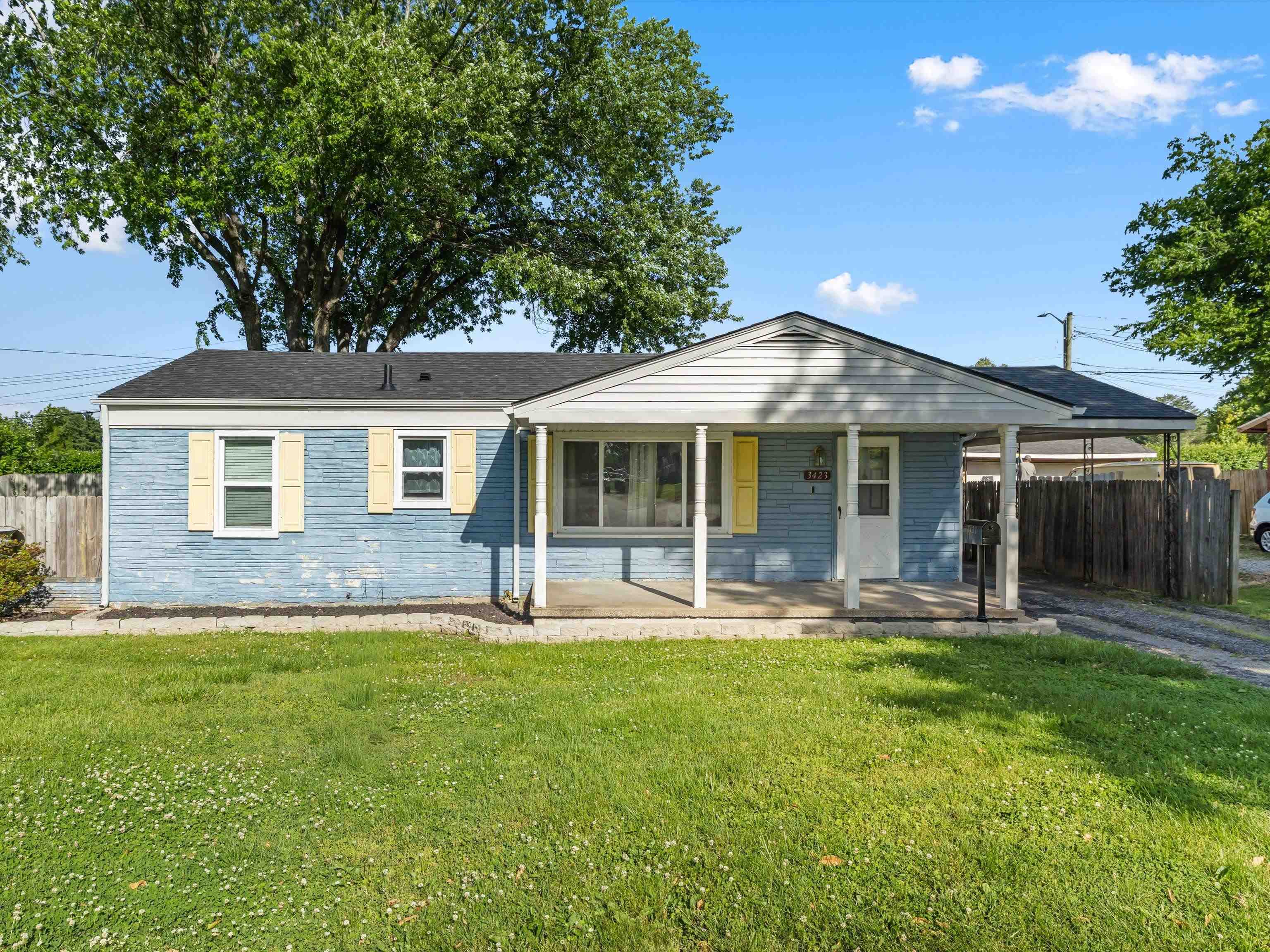 3423 Daviess St, Owensboro, Kentucky 42303, 3 Bedrooms Bedrooms, ,1 BathroomBathrooms,Single Family Residence,For Sale,Daviess St,94143