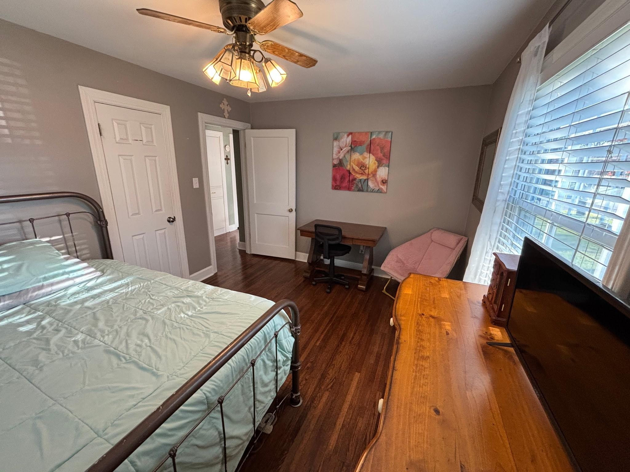 1929 Fleming Avenue, Owensboro, Kentucky 42301, 4 Bedrooms Bedrooms, ,2 BathroomsBathrooms,Single Family Residence,For Sale,Fleming Avenue,94150