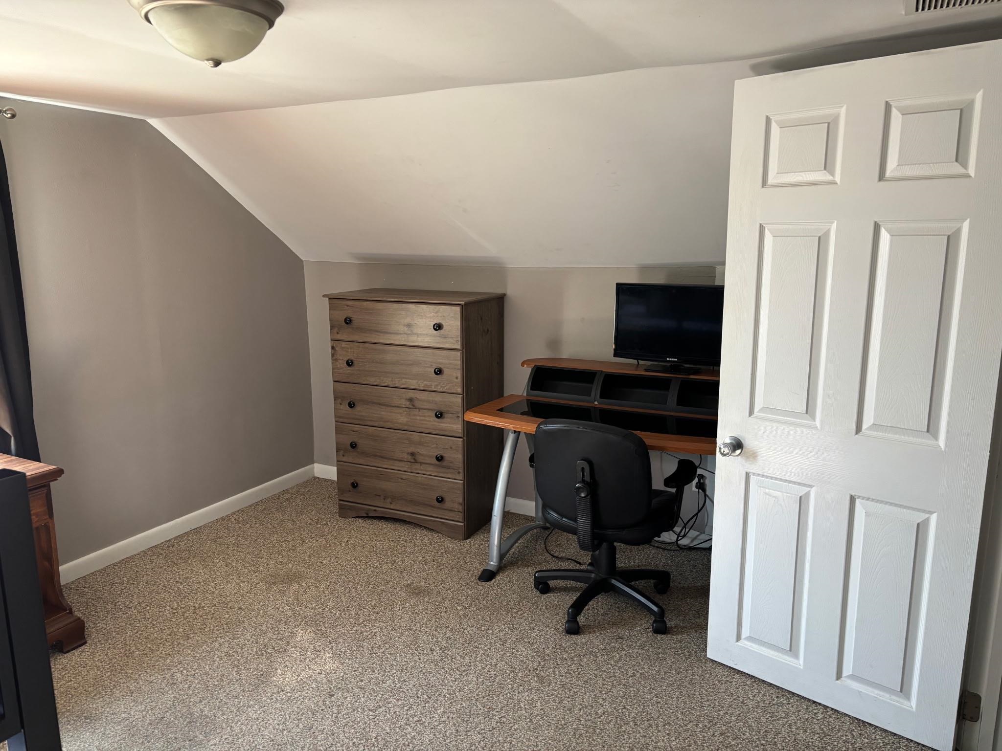 1929 Fleming Avenue, Owensboro, Kentucky 42301, 4 Bedrooms Bedrooms, ,2 BathroomsBathrooms,Single Family Residence,For Sale,Fleming Avenue,94150