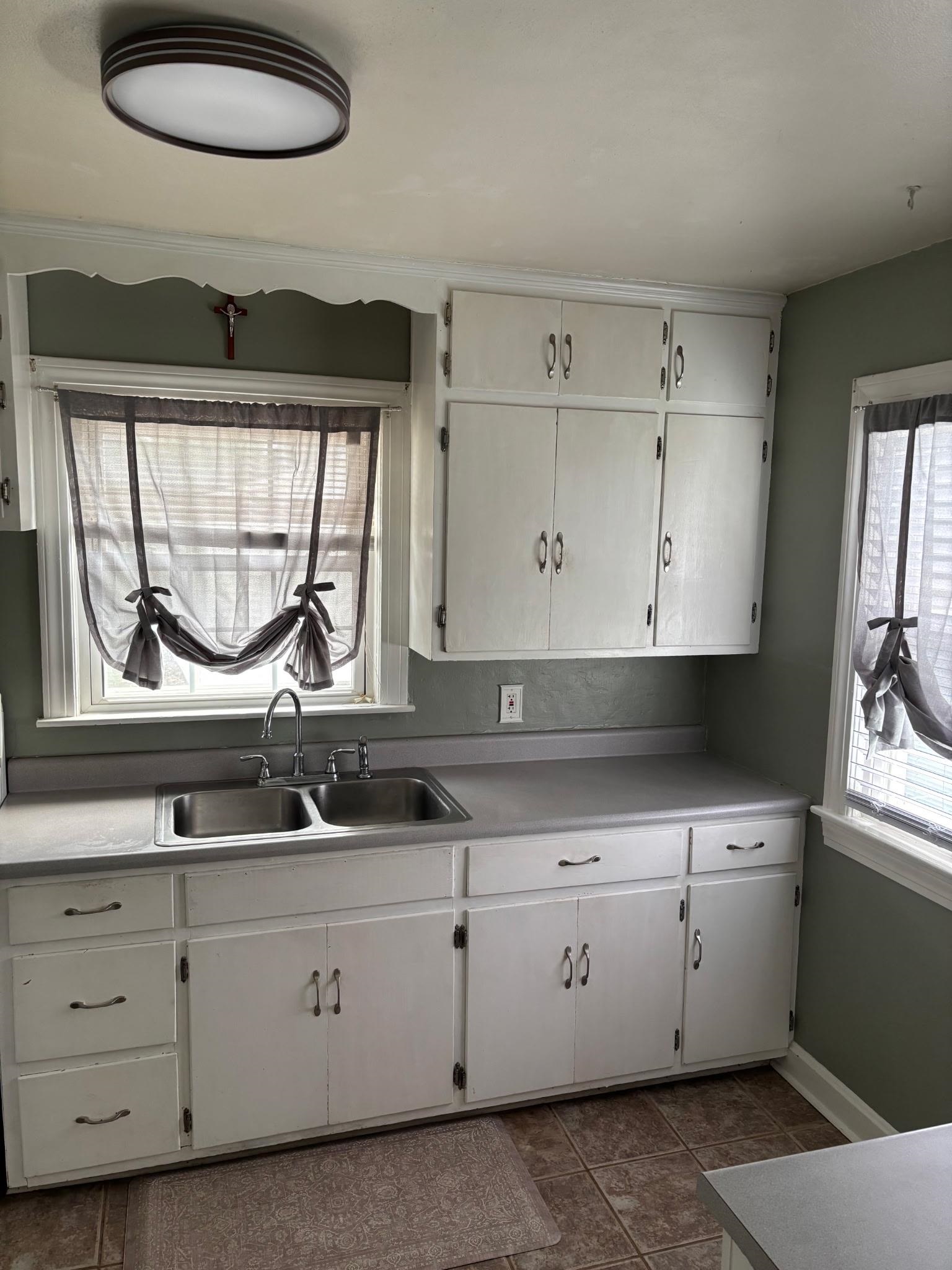 1929 Fleming Avenue, Owensboro, Kentucky 42301, 4 Bedrooms Bedrooms, ,2 BathroomsBathrooms,Single Family Residence,For Sale,Fleming Avenue,94150