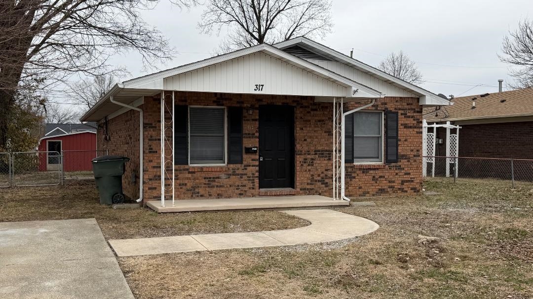 317 22nd Street, Owensboro, Kentucky 42303, 3 Bedrooms Bedrooms, ,1 BathroomBathrooms,Single Family Residence,For Sale,22nd Street,94151