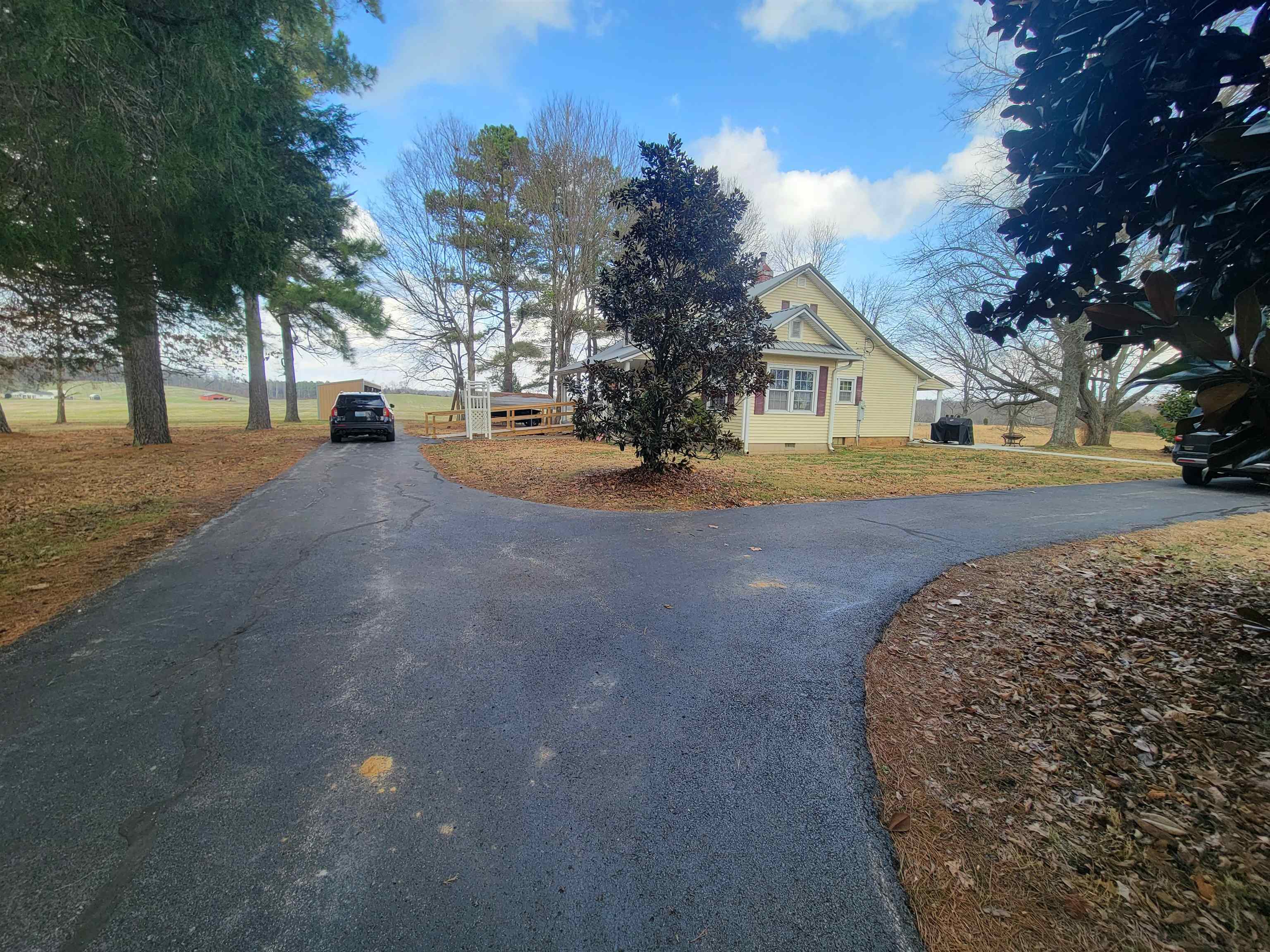 3090 US Hwy 231 N, Hartford, Kentucky 42347, 4 Bedrooms Bedrooms, ,2 BathroomsBathrooms,Single Family Residence,For Sale,US Hwy 231 N,94158