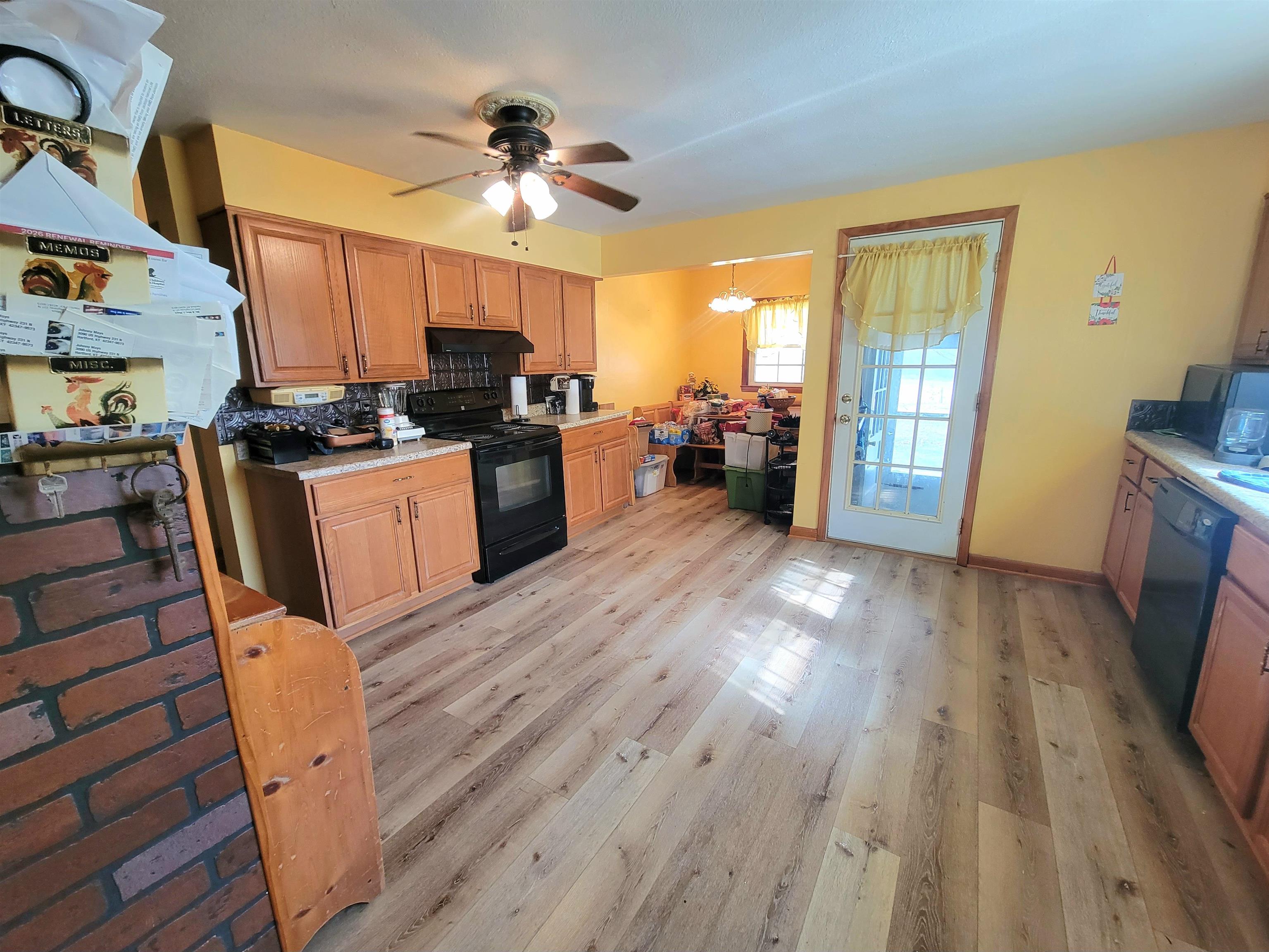 3090 US Hwy 231 N, Hartford, Kentucky 42347, 4 Bedrooms Bedrooms, ,2 BathroomsBathrooms,Single Family Residence,For Sale,US Hwy 231 N,94158